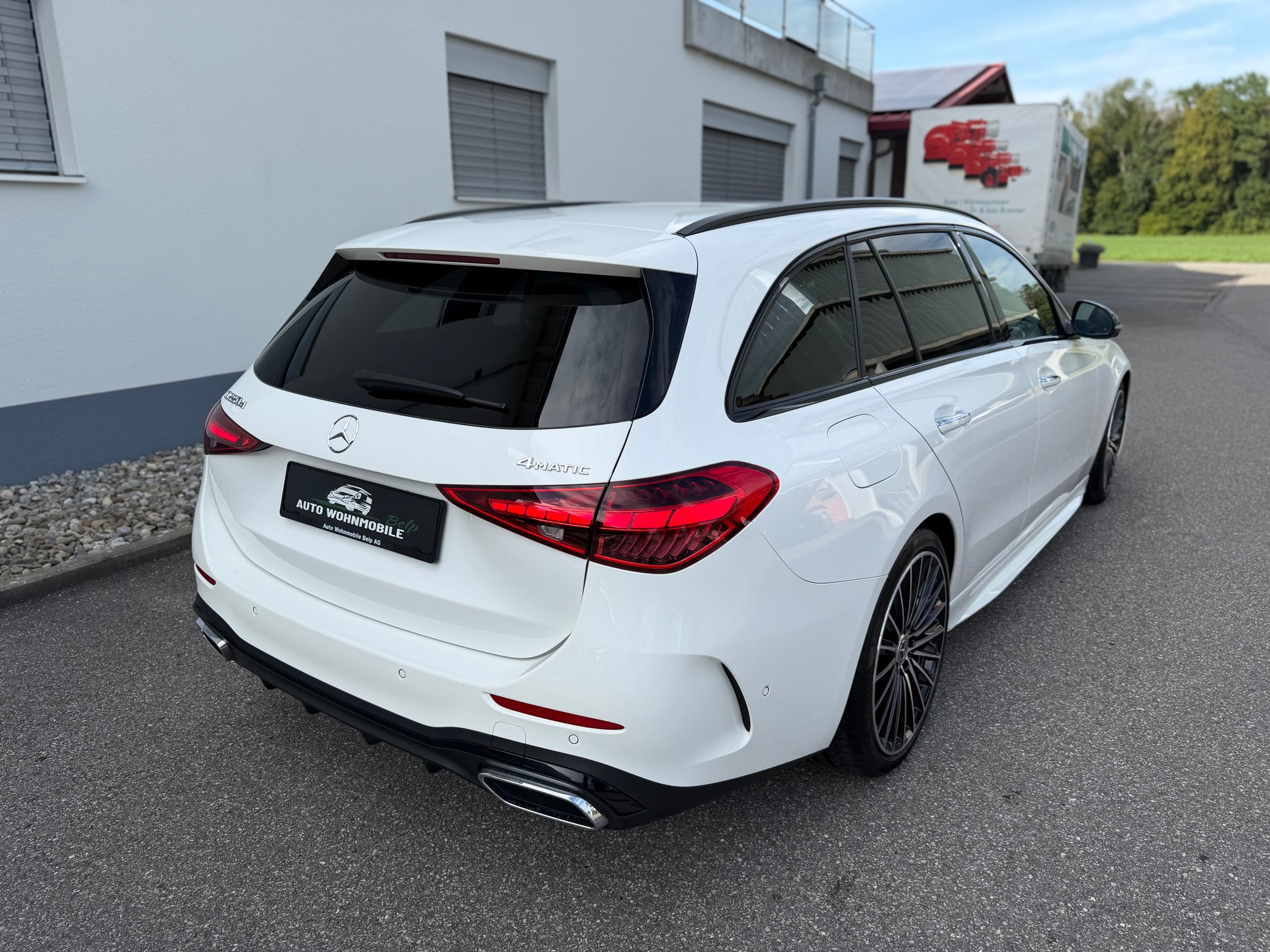 MERCEDES-BENZ C 220 d T 4Matic AMG Line-image-6