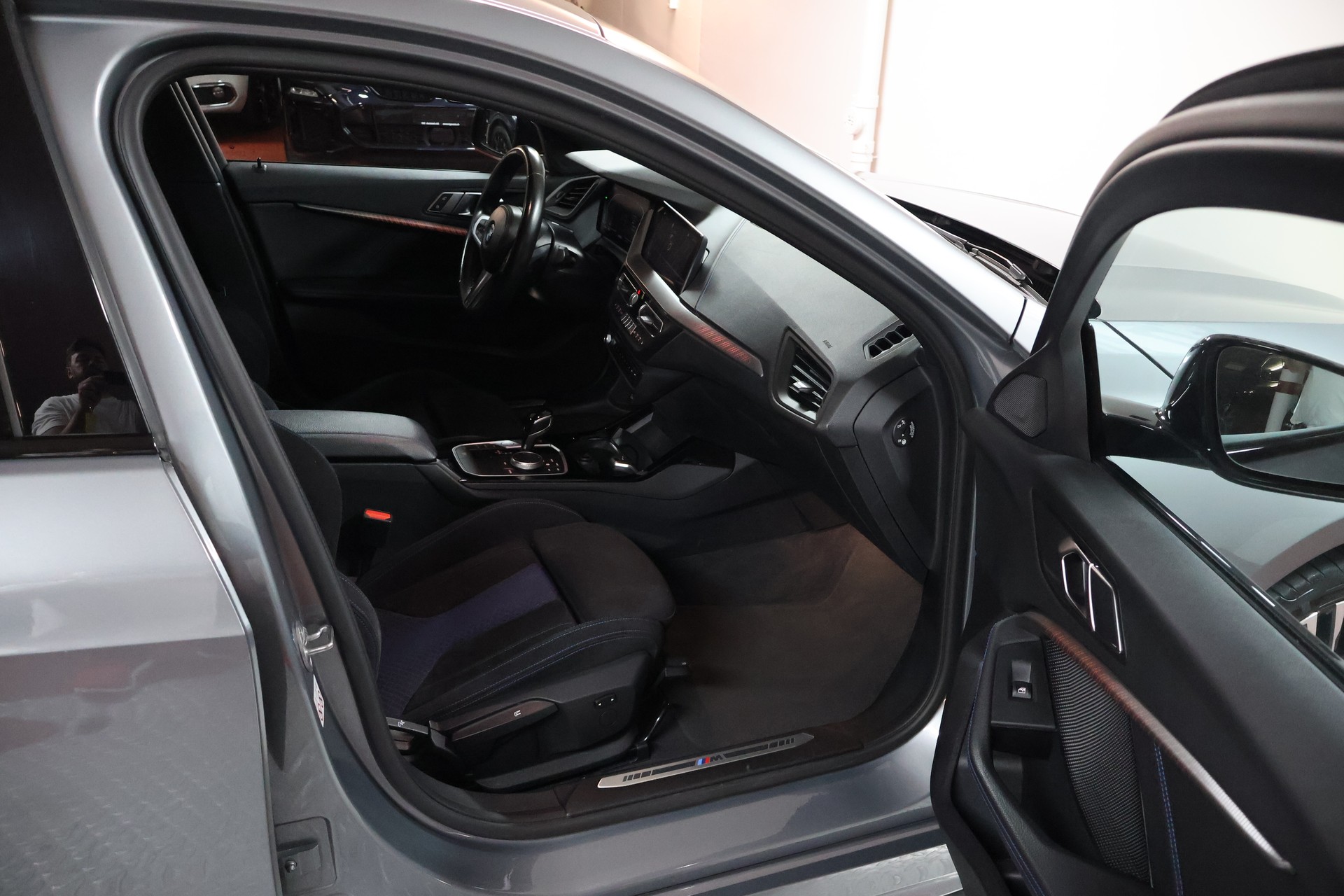 BMW 118i M Sport Steptronic-image-13
