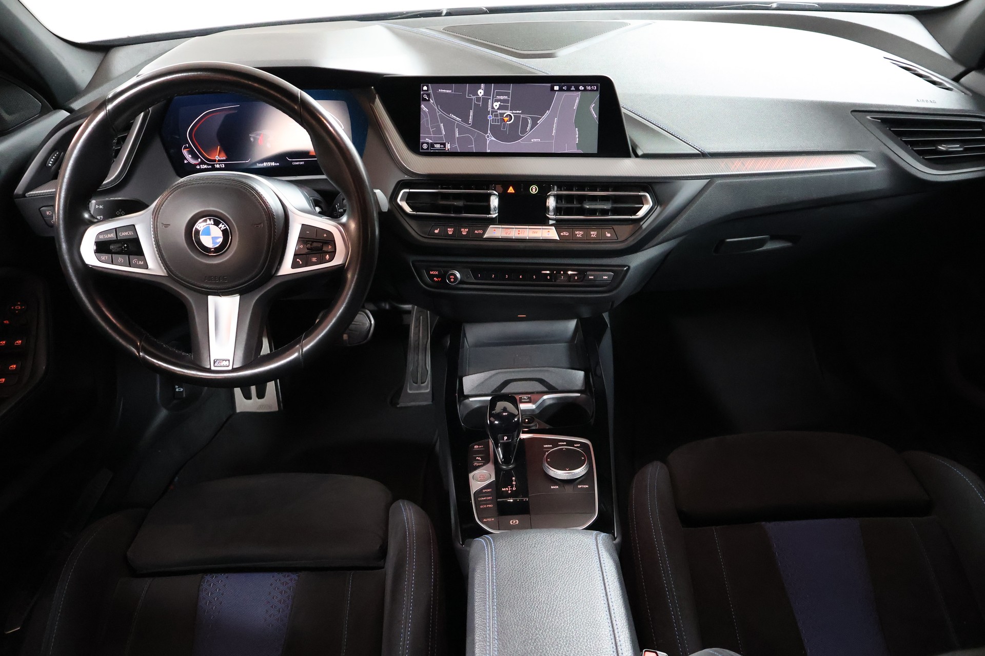 BMW 118i M Sport Steptronic-image-9