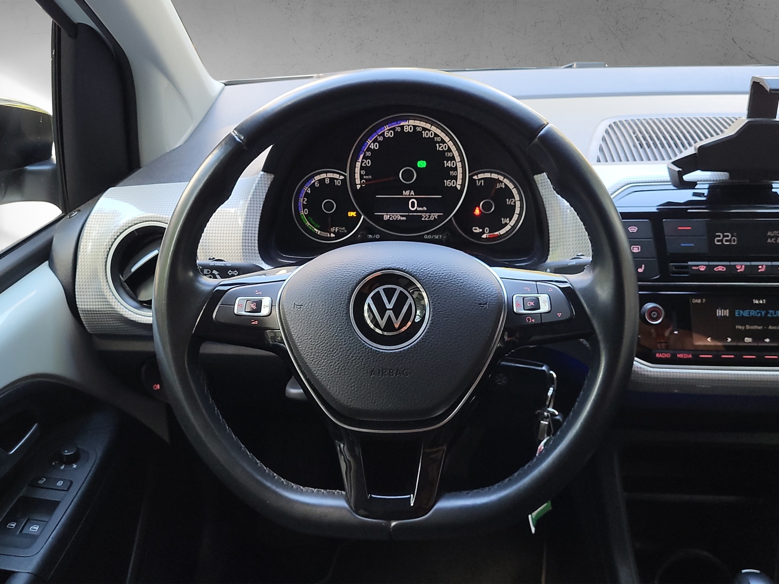 VW e-up Limited-image-12