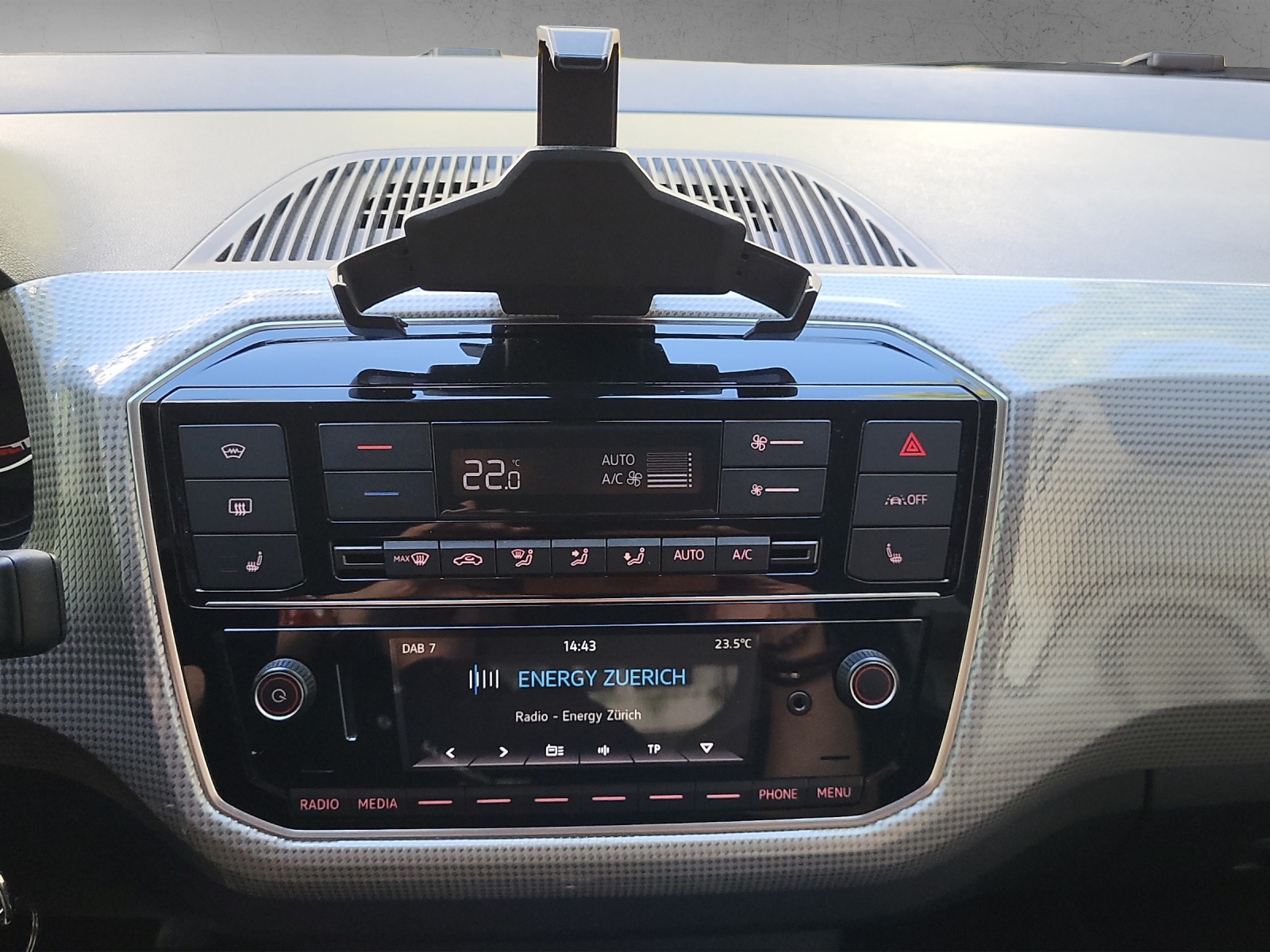 VW e-up Limited-image-15