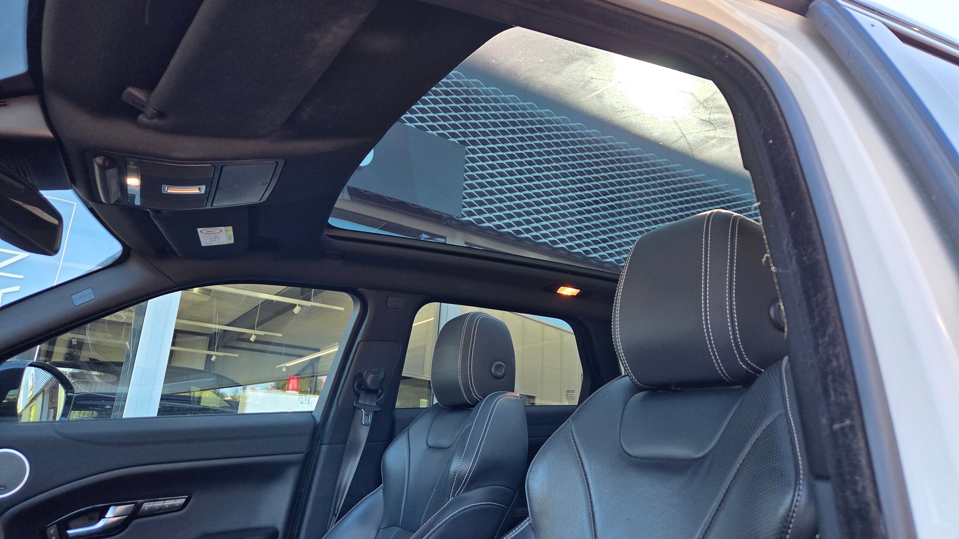 LAND ROVER Range Rover Evoque 2.0 Si4 HSE AT9-image-12