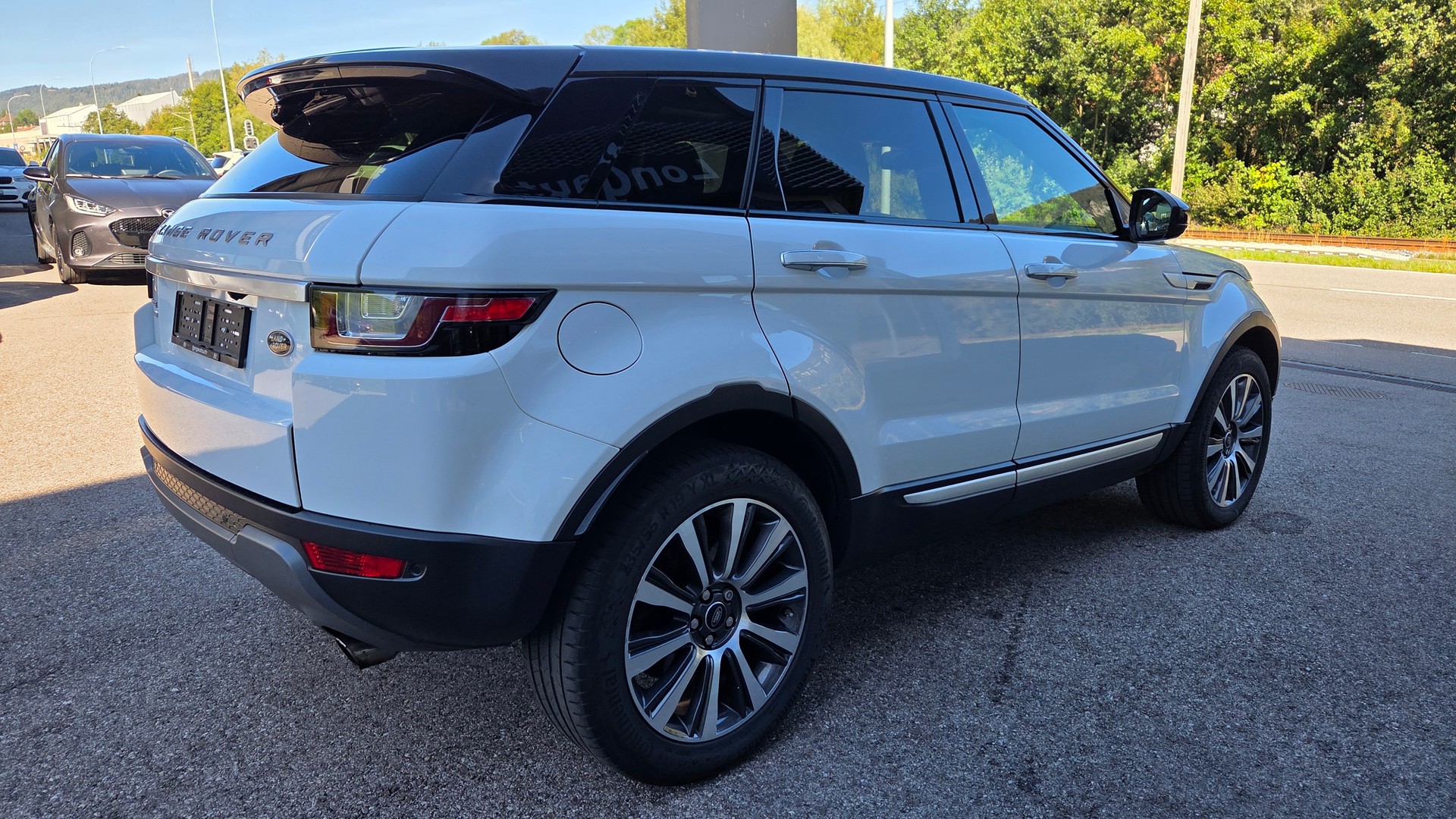LAND ROVER Range Rover Evoque 2.0 Si4 HSE AT9-image-4