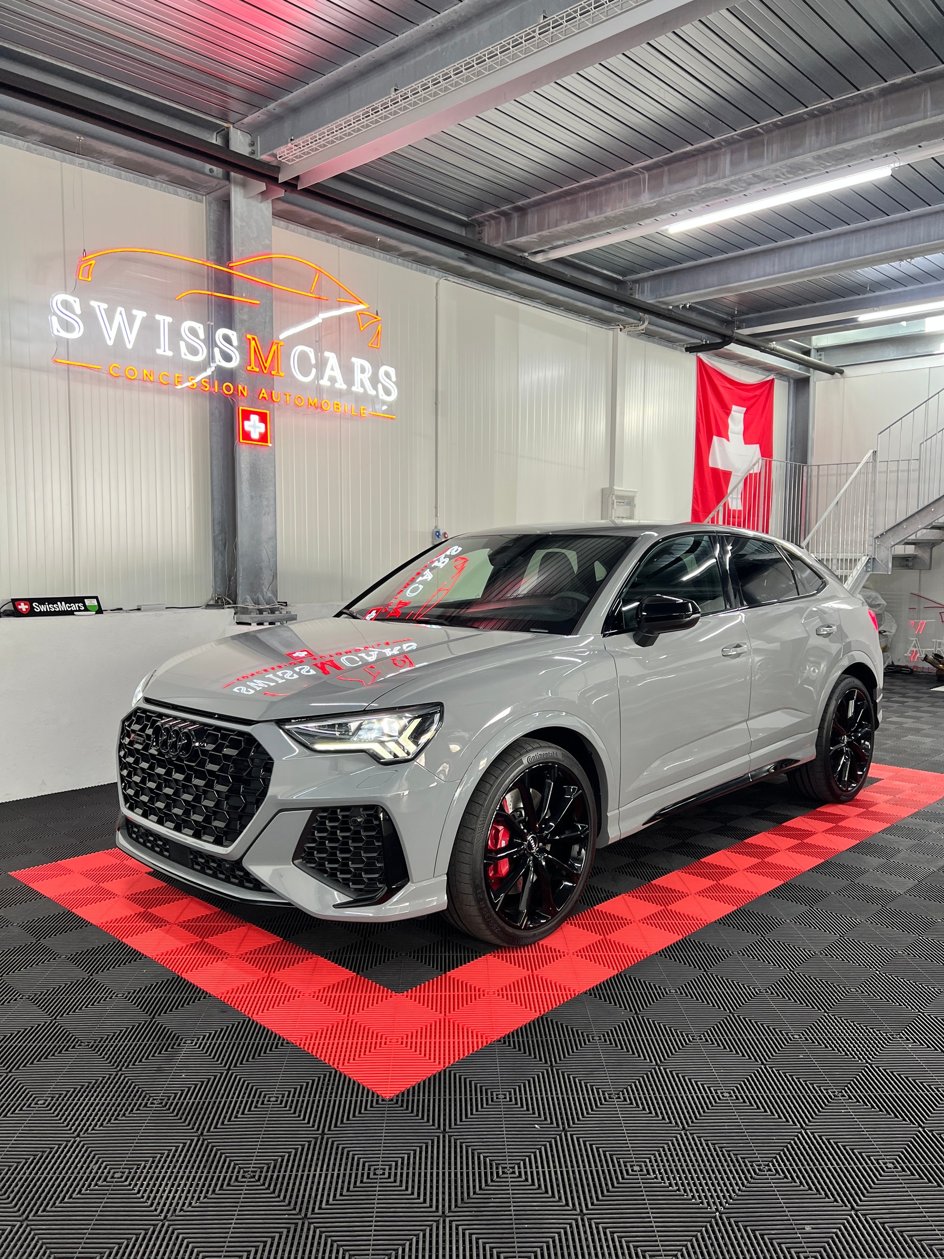 AUDI RS Q3 Sportback quattro S tronic-image-0
