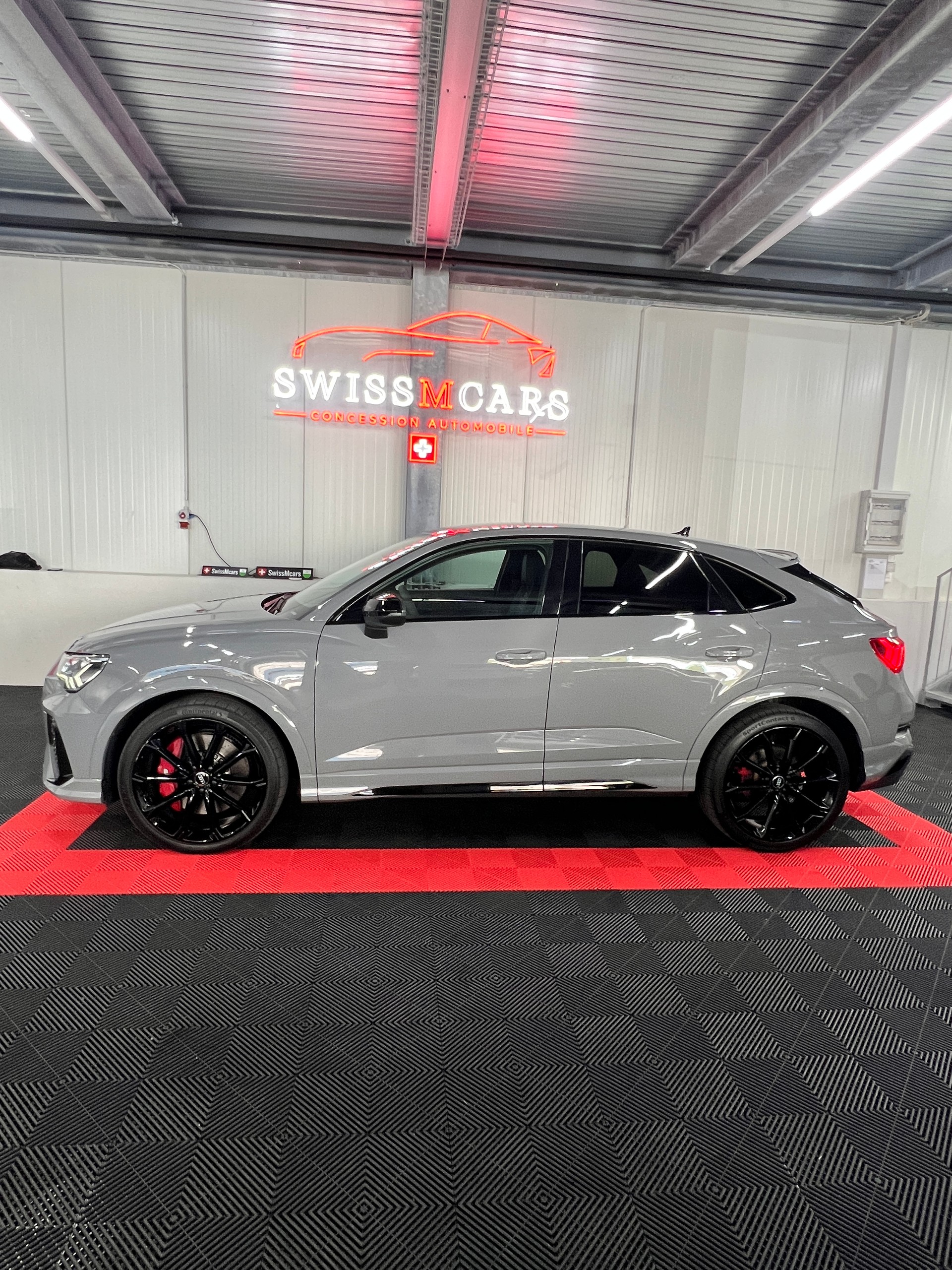 AUDI RS Q3 Sportback quattro S tronic-image-5