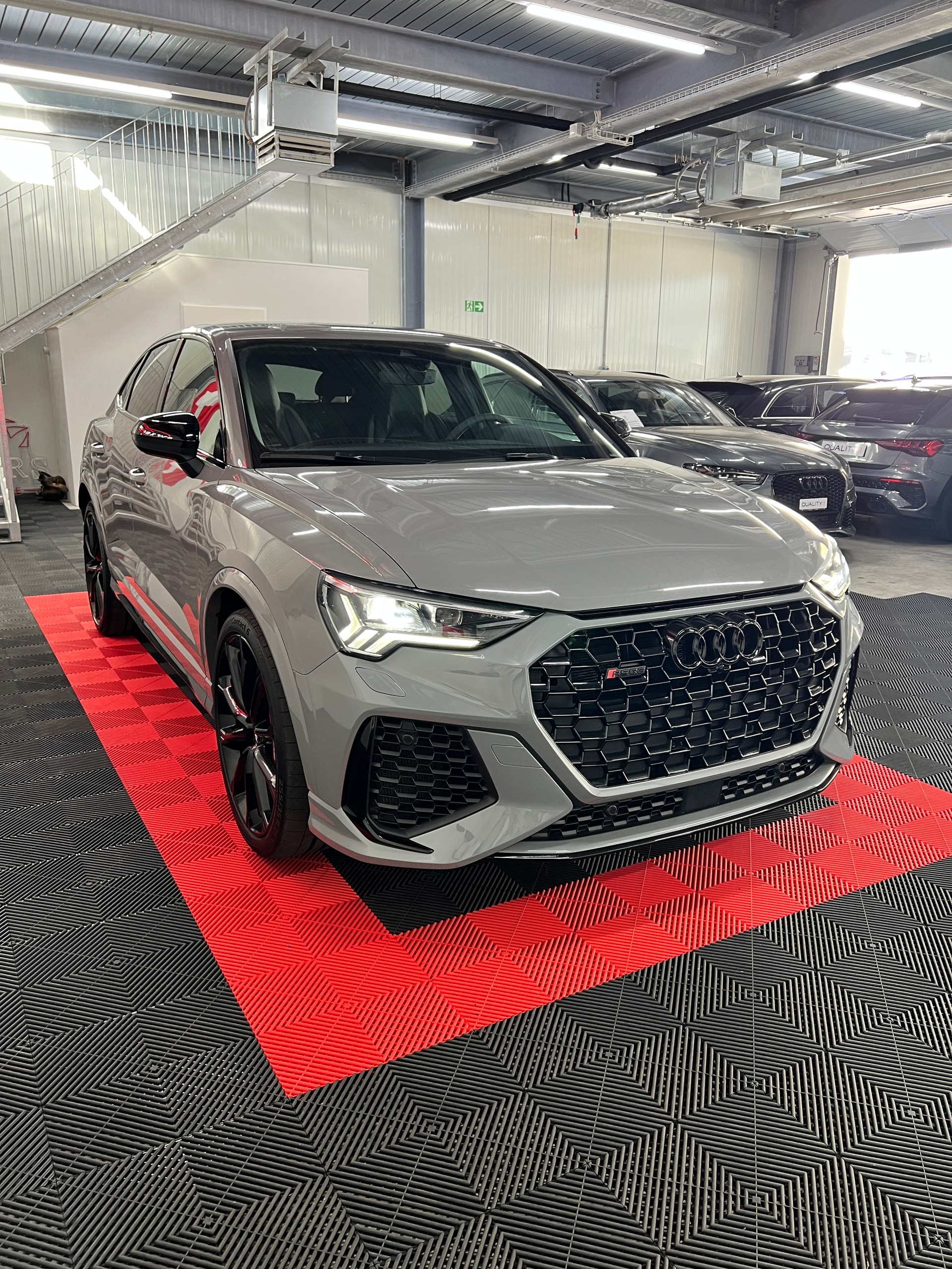 AUDI RS Q3 Sportback quattro S tronic-image-3