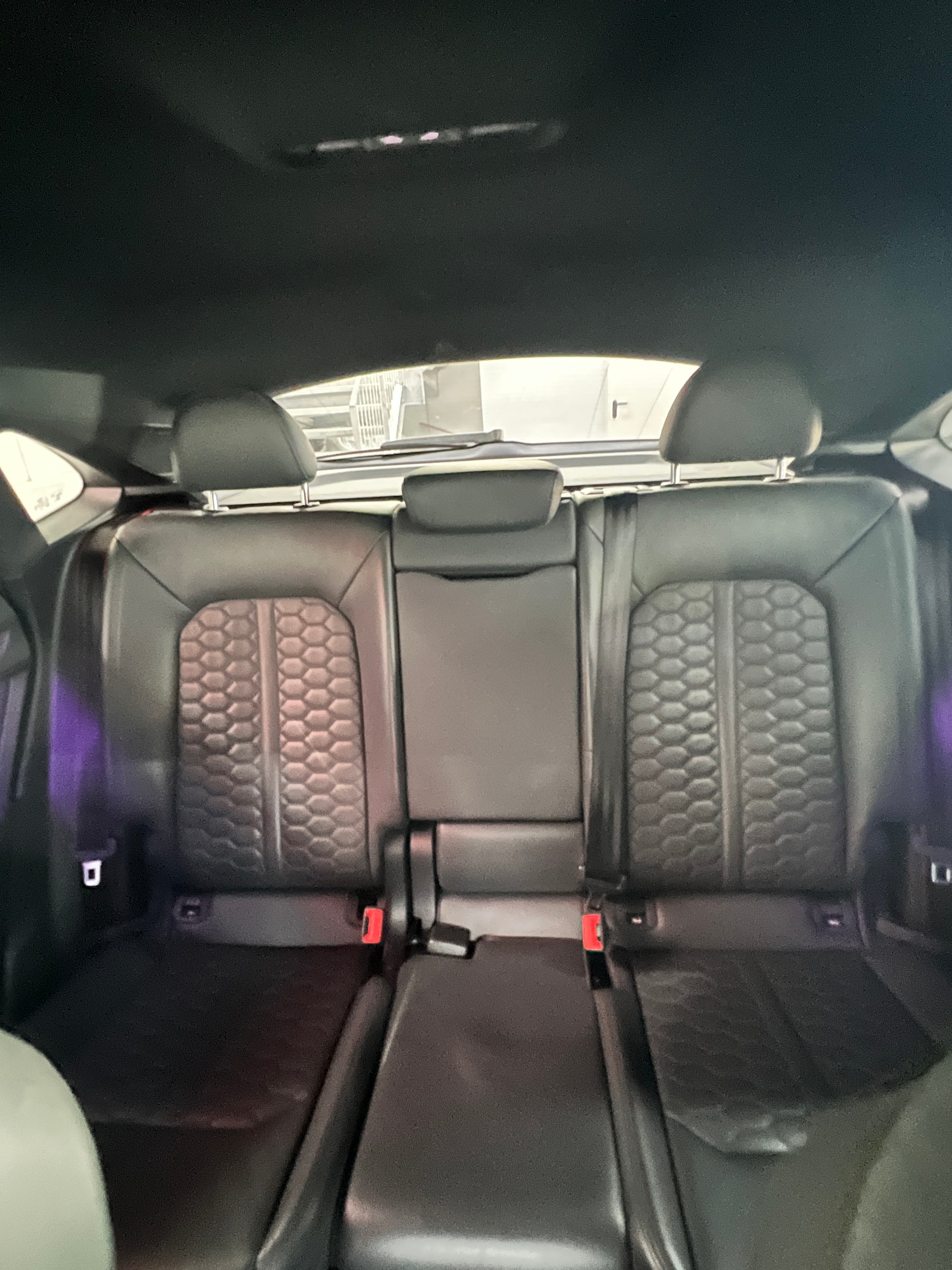 AUDI RS Q3 Sportback quattro S tronic-image-17