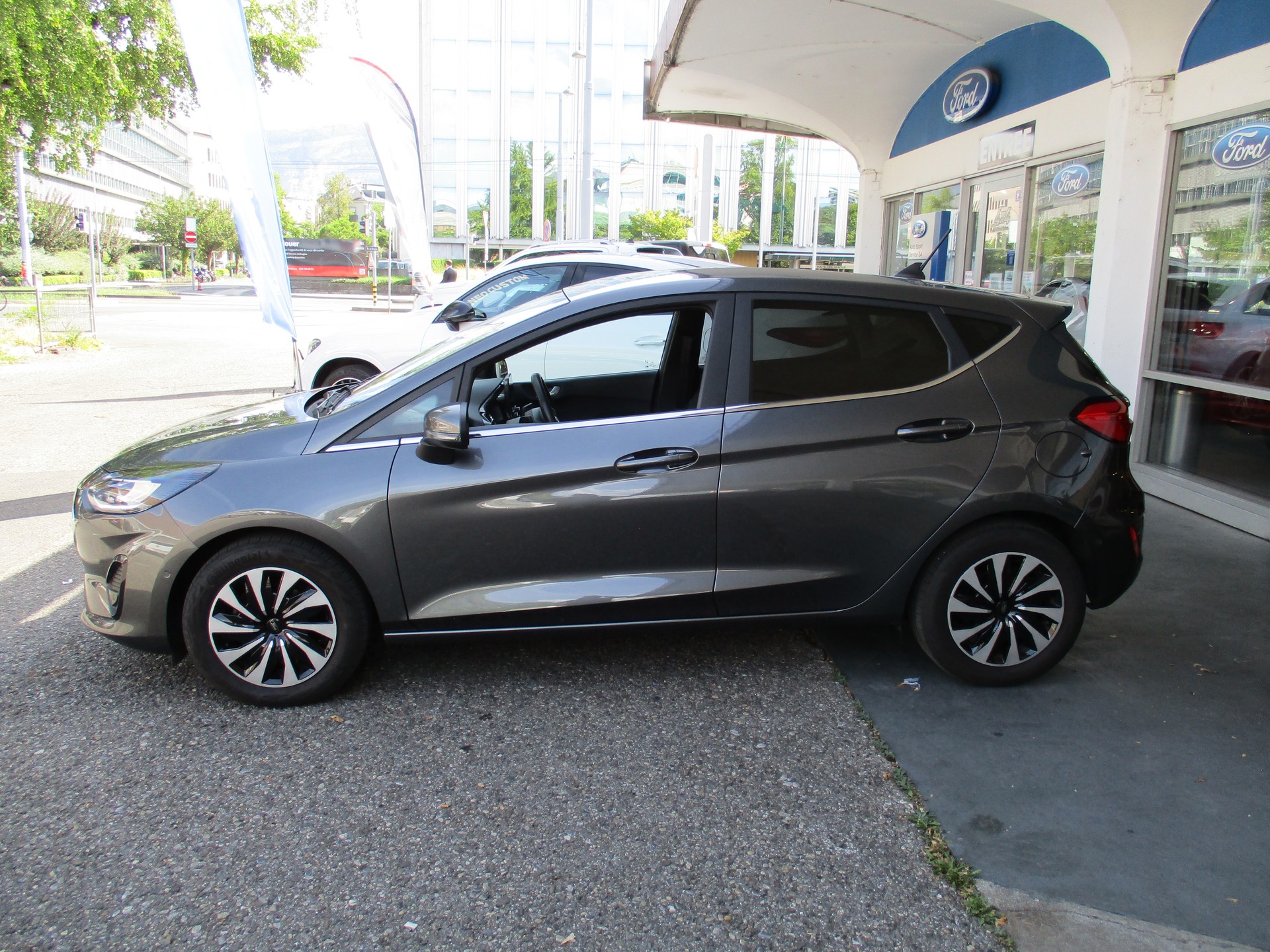 FORD Fiesta 1.0 SCTi MHEV Titanium Automat-image-1