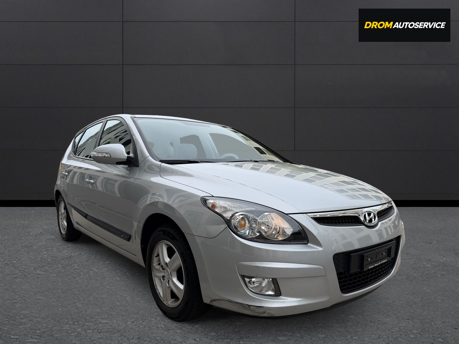 HYUNDAI i30 1.6 Swiss Plus Edition-image-0