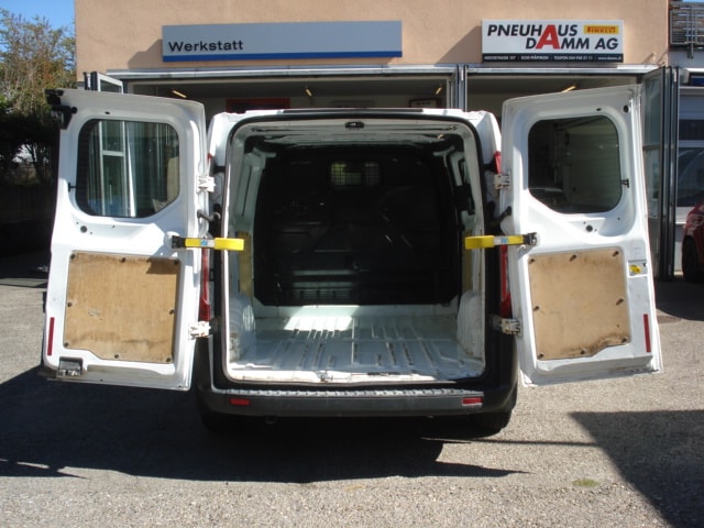 FORD Transit Custom Van 250 L1H1 Startup-image-10