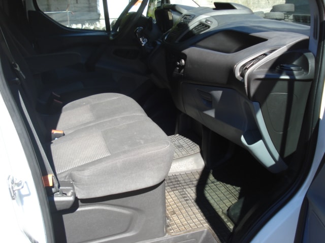 FORD Transit Custom Van 250 L1H1 Startup-image-7