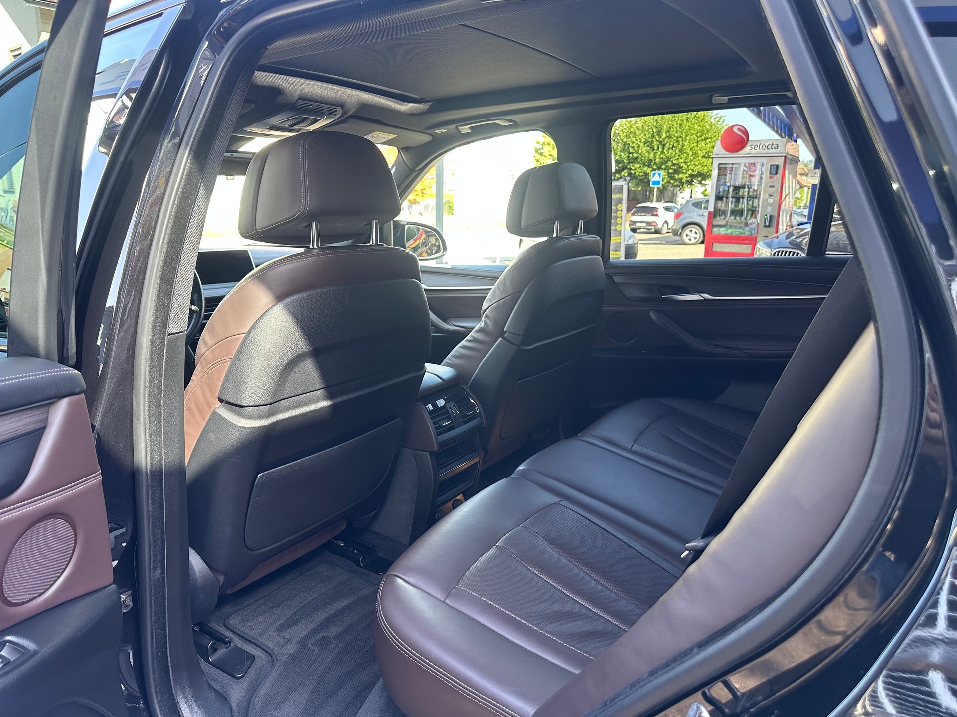 BMW X5 xDrive M50d Steptronic-image-8