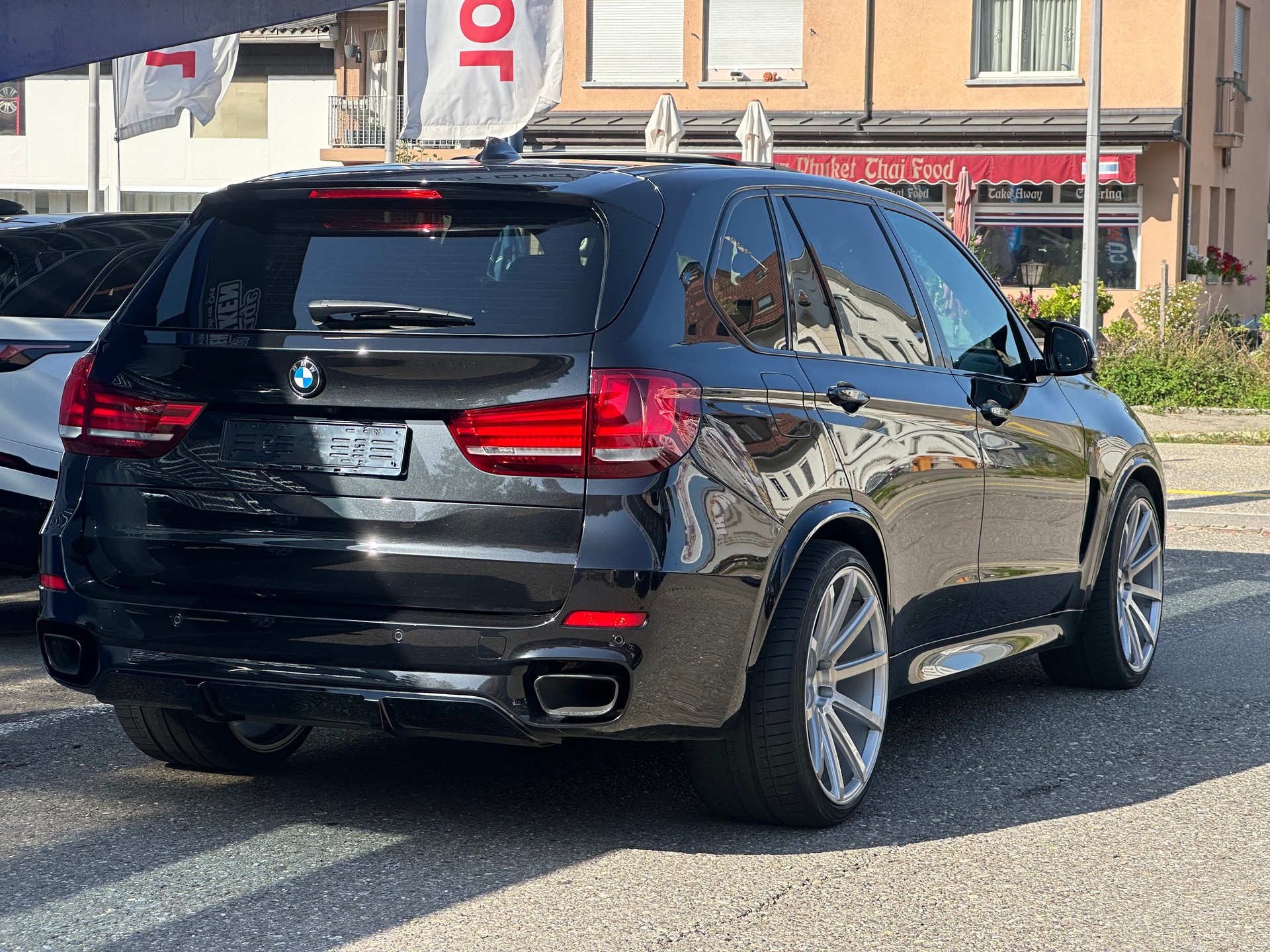 BMW X5 xDrive M50d Steptronic-image-4