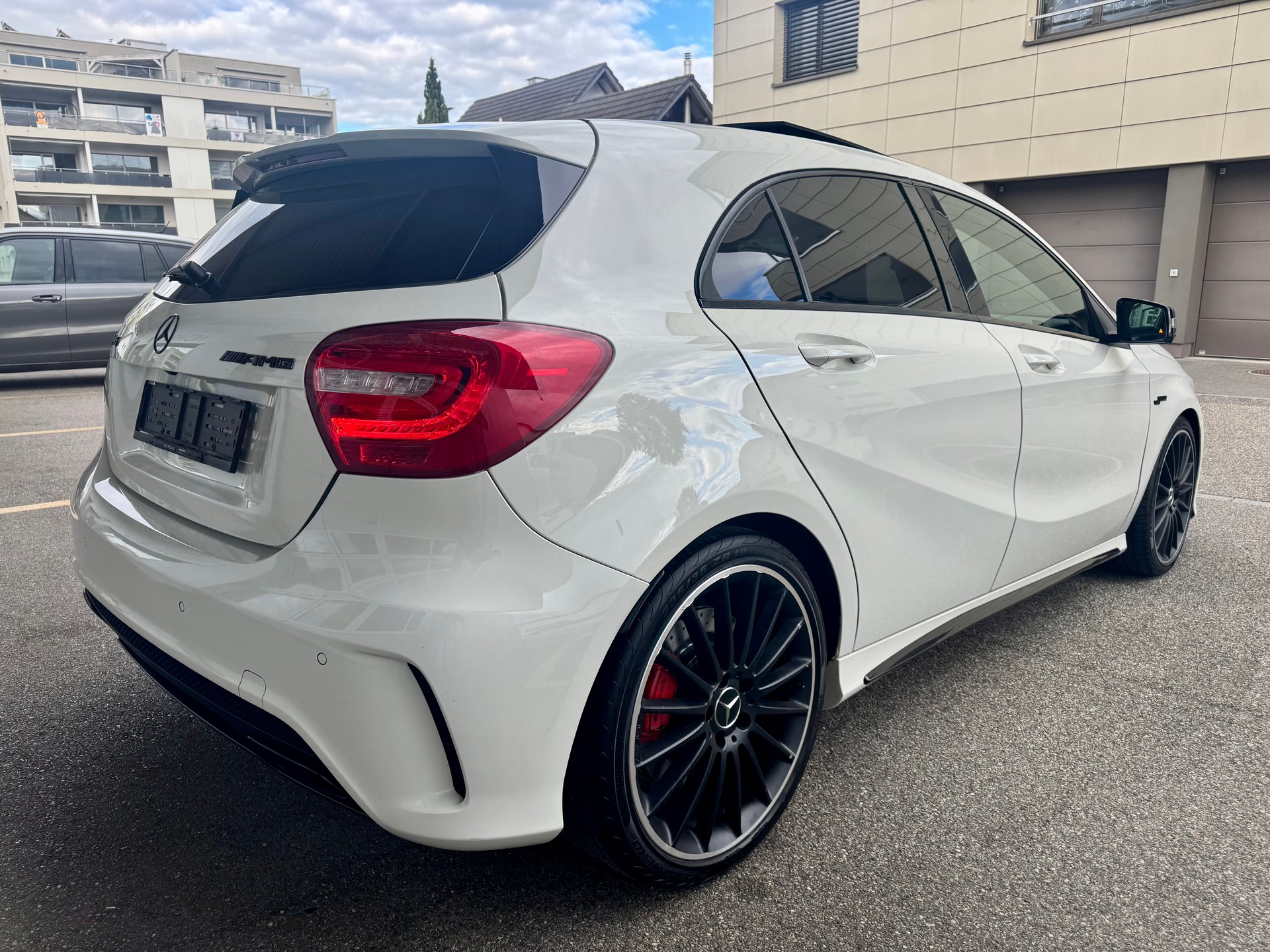 MERCEDES-BENZ A 45 AMG 4Matic Speedshift 7G-DCT-image-3