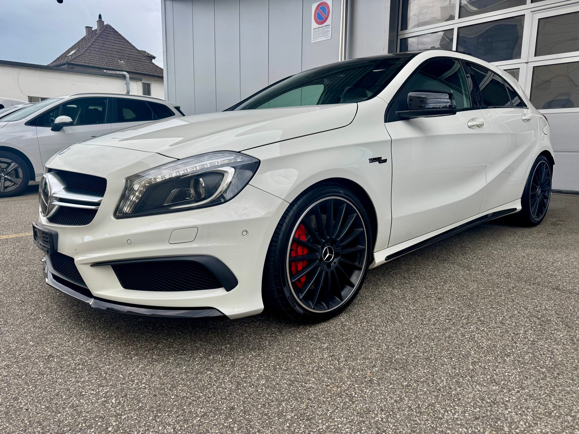 MERCEDES-BENZ A 45 AMG 4Matic Speedshift 7G-DCT-image-2
