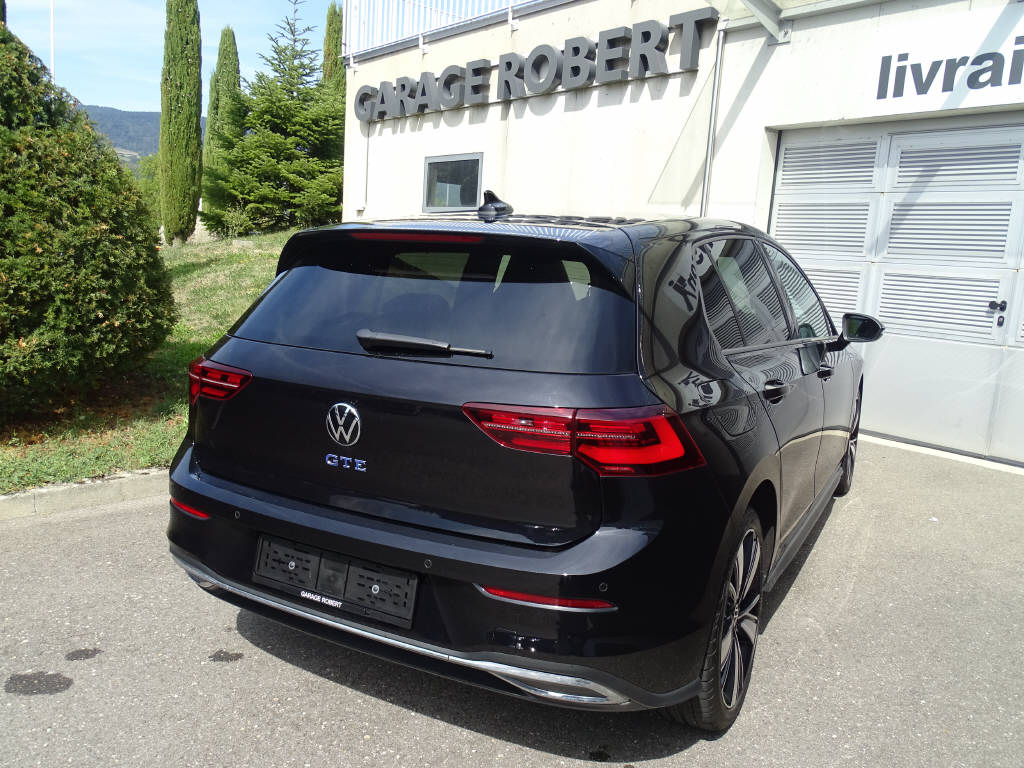 VW Golf VIII 1.4 TSI PHEV GTE DSG-image-2