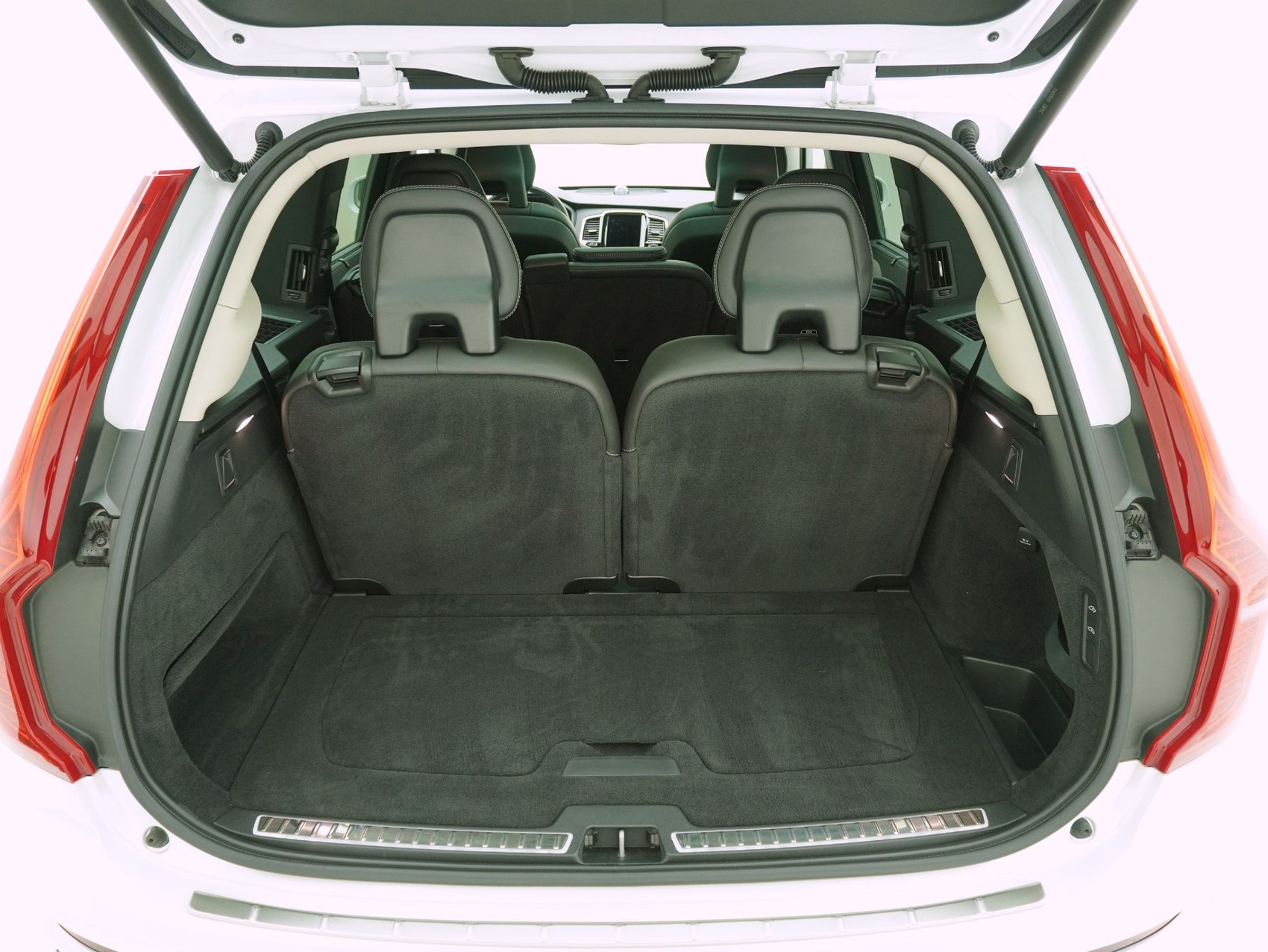 VOLVO XC90 2.0 T8 TE Inscription 7P. AWD-image-14