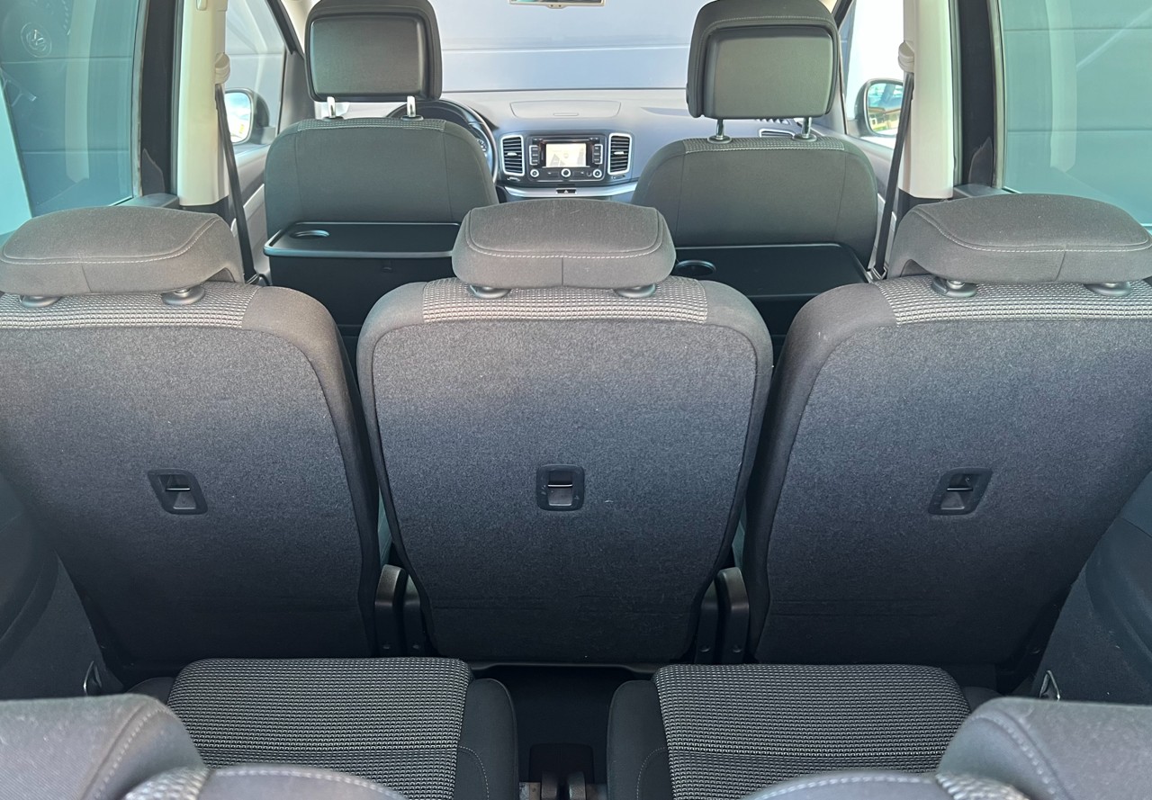 VW Sharan 2.0 TDI BlueMotion Technology Design DSG-image-10