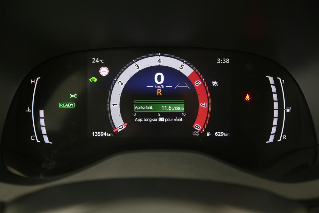 TOYOTA Yaris 1.5 VVT-i HSD Trend-image-14