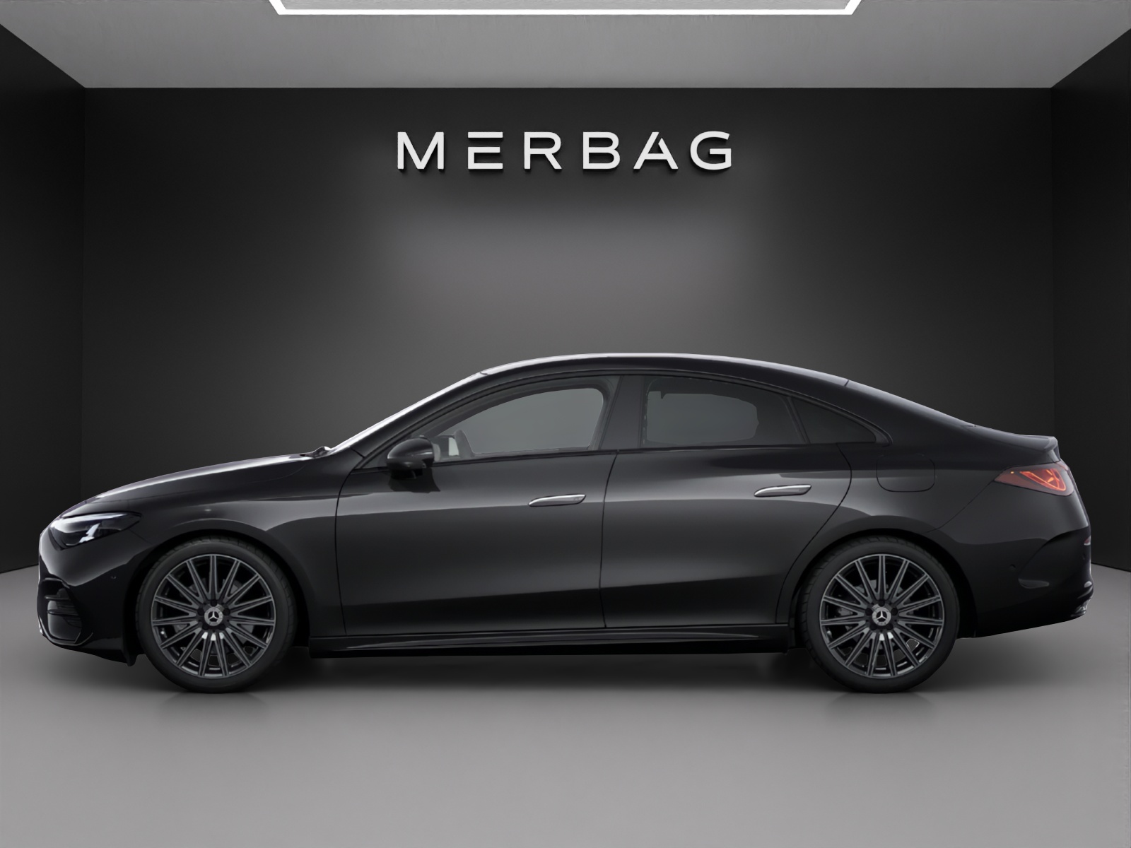 MERCEDES-BENZ CLA 220 8G-DCT 4Matic-image-2