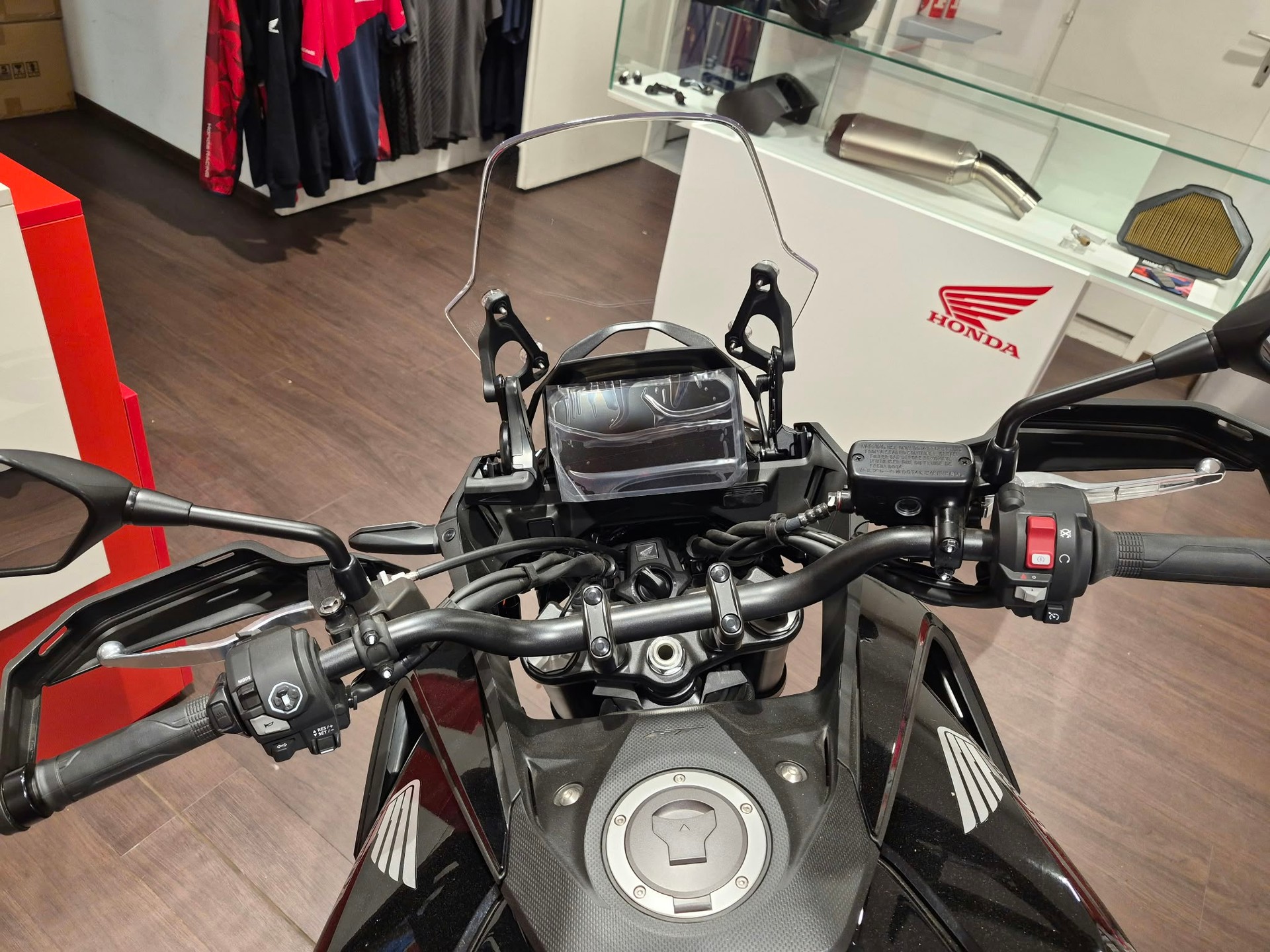 HONDA CB 1000 GT-showroom-element-2