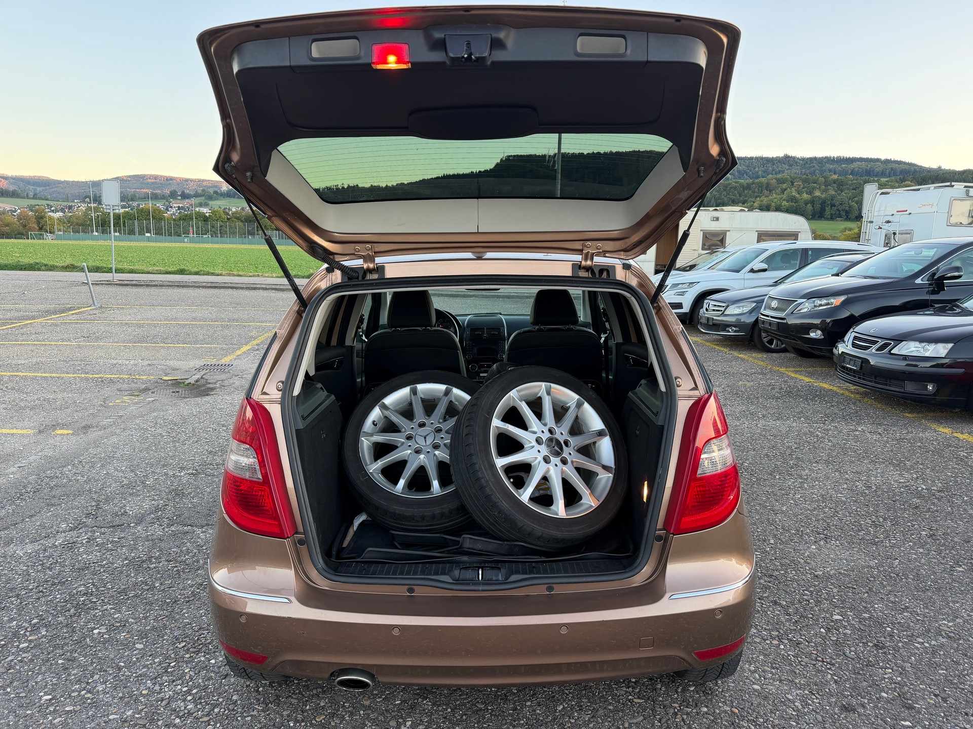 MERCEDES-BENZ A 200 Elégance Autotronic-image-6