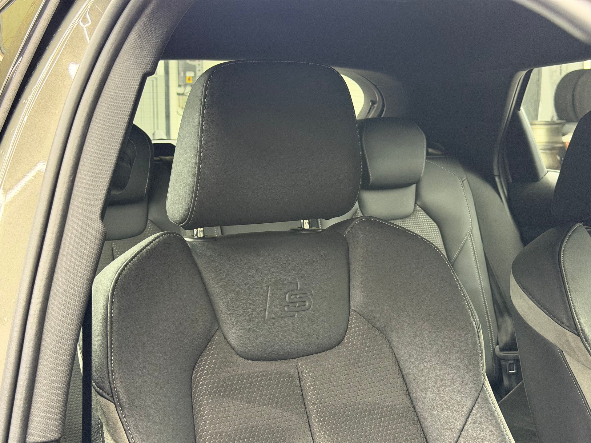 AUDI A1 Sportback 30 TFSI S Line S-tronic-image-9