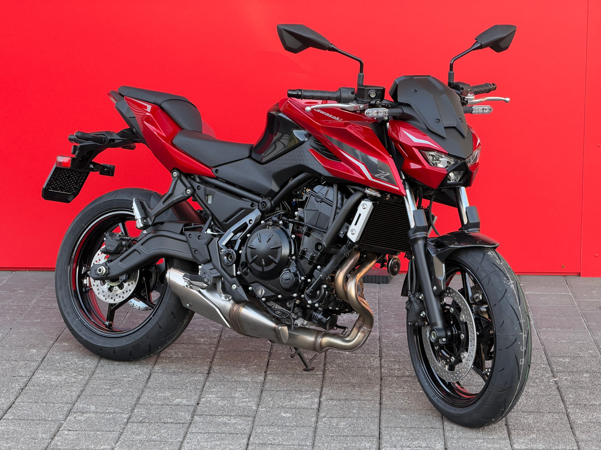 KAWASAKI Z 650 S (35kW)-showroom-element-3