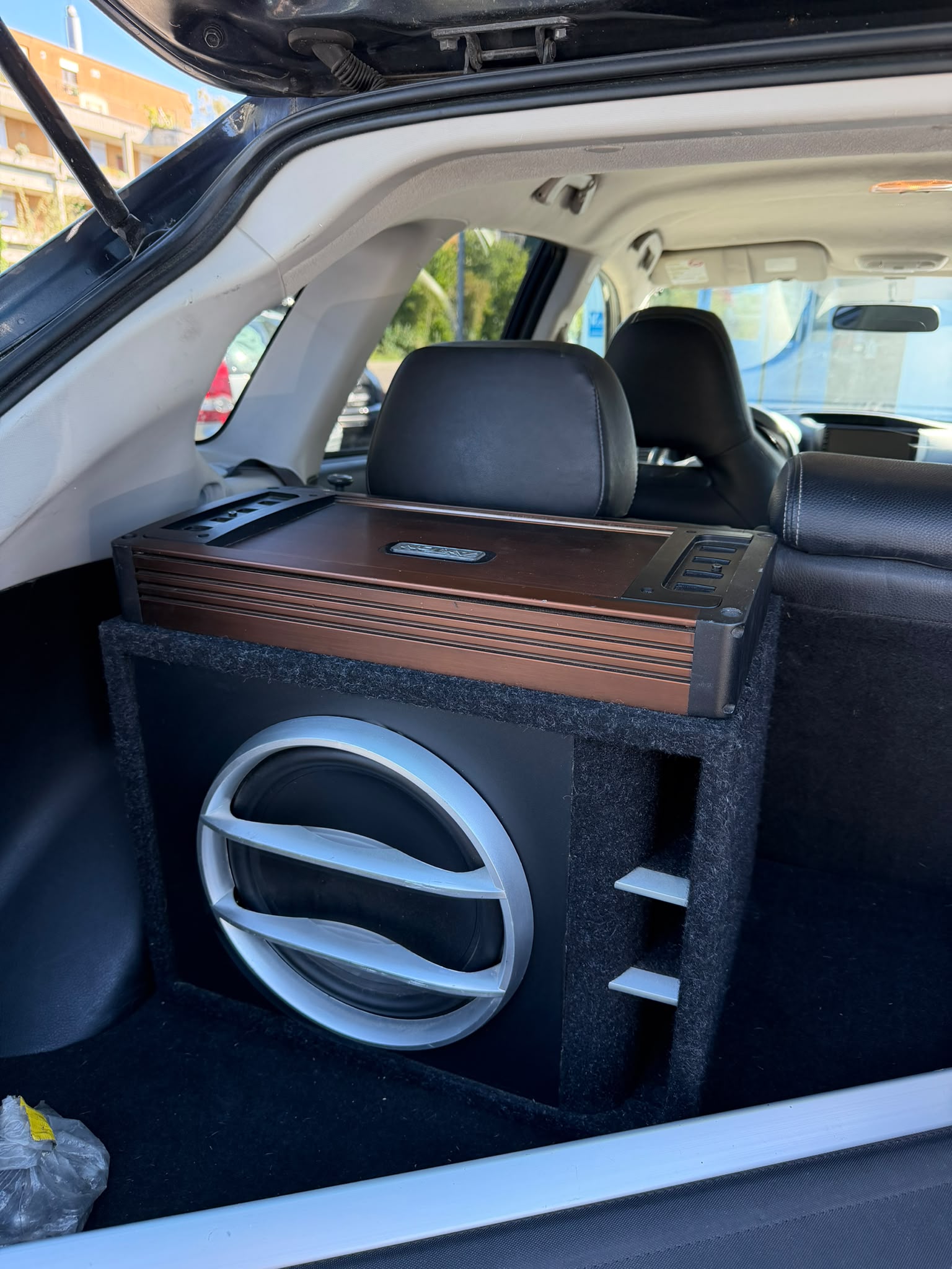 SUBARU Impreza 2.0XV Style-image-9