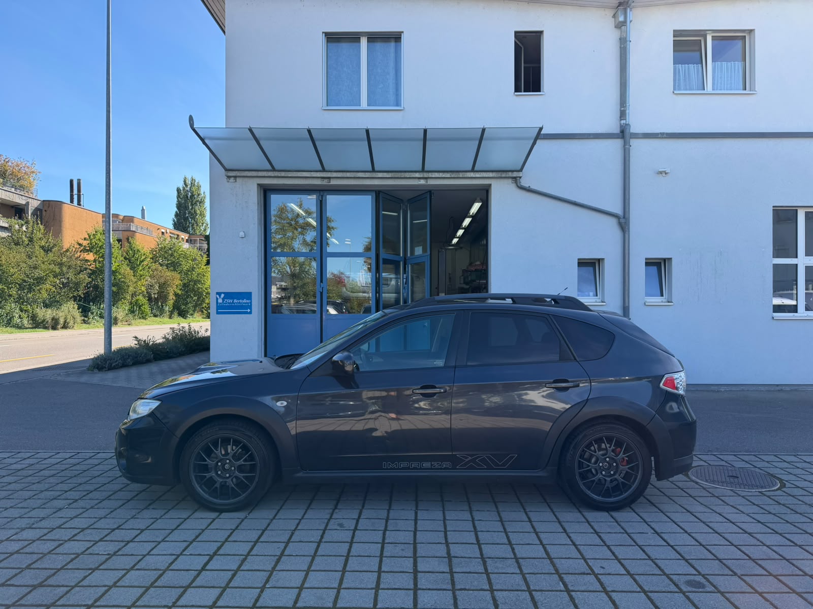 SUBARU Impreza 2.0XV Style-image-1