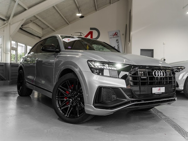 AUDI Q8 60 TFSI e quattro PHEV tiptronic-showroom-element-1
