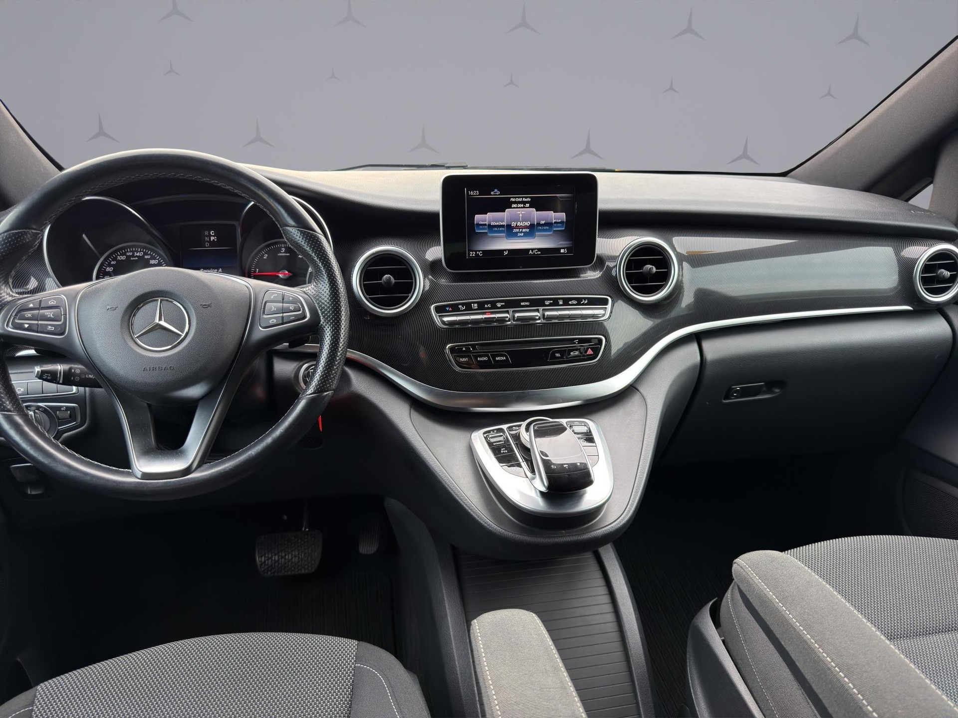 MERCEDES-BENZ V-Klasse V447 Van V 250 d BlueTec lang 4matic-image-12