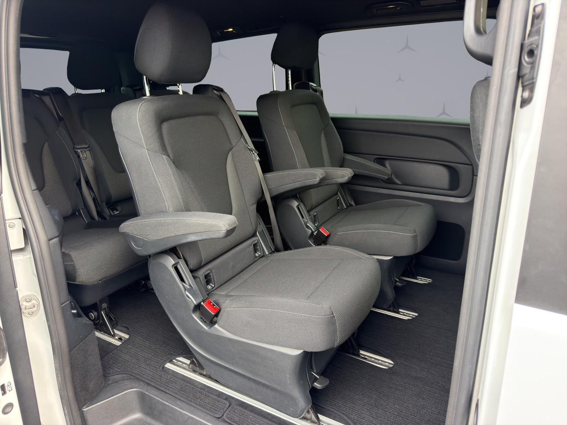 MERCEDES-BENZ V-Klasse V447 Van V 250 d BlueTec lang 4matic-image-16