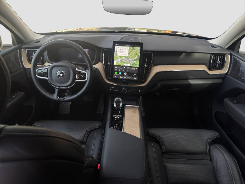 VOLVO XC60 2.0 T6 TE Plus Dark eAWD-image-11