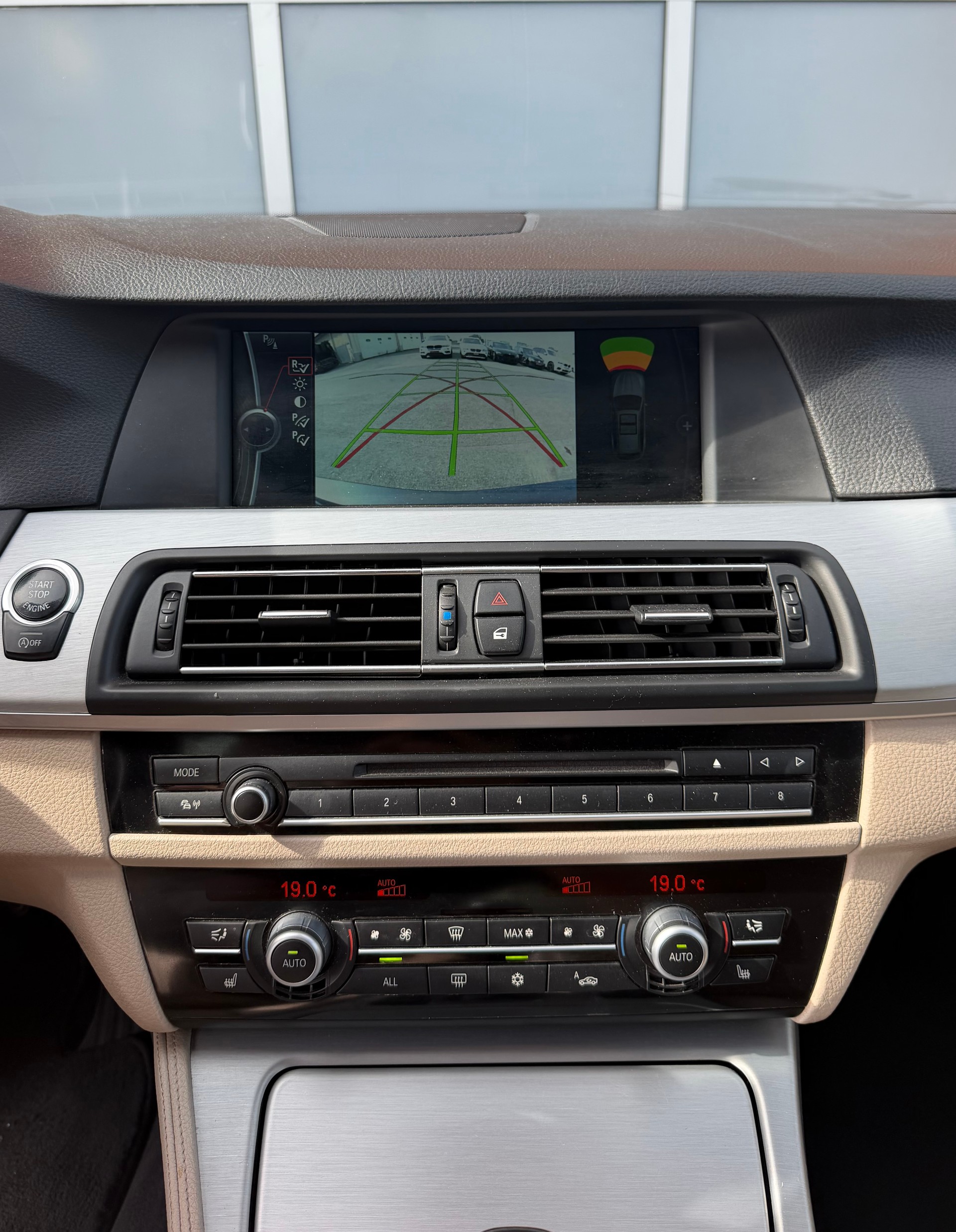 BMW 535d xDrive Pack-M Touring Steptronic-image-9