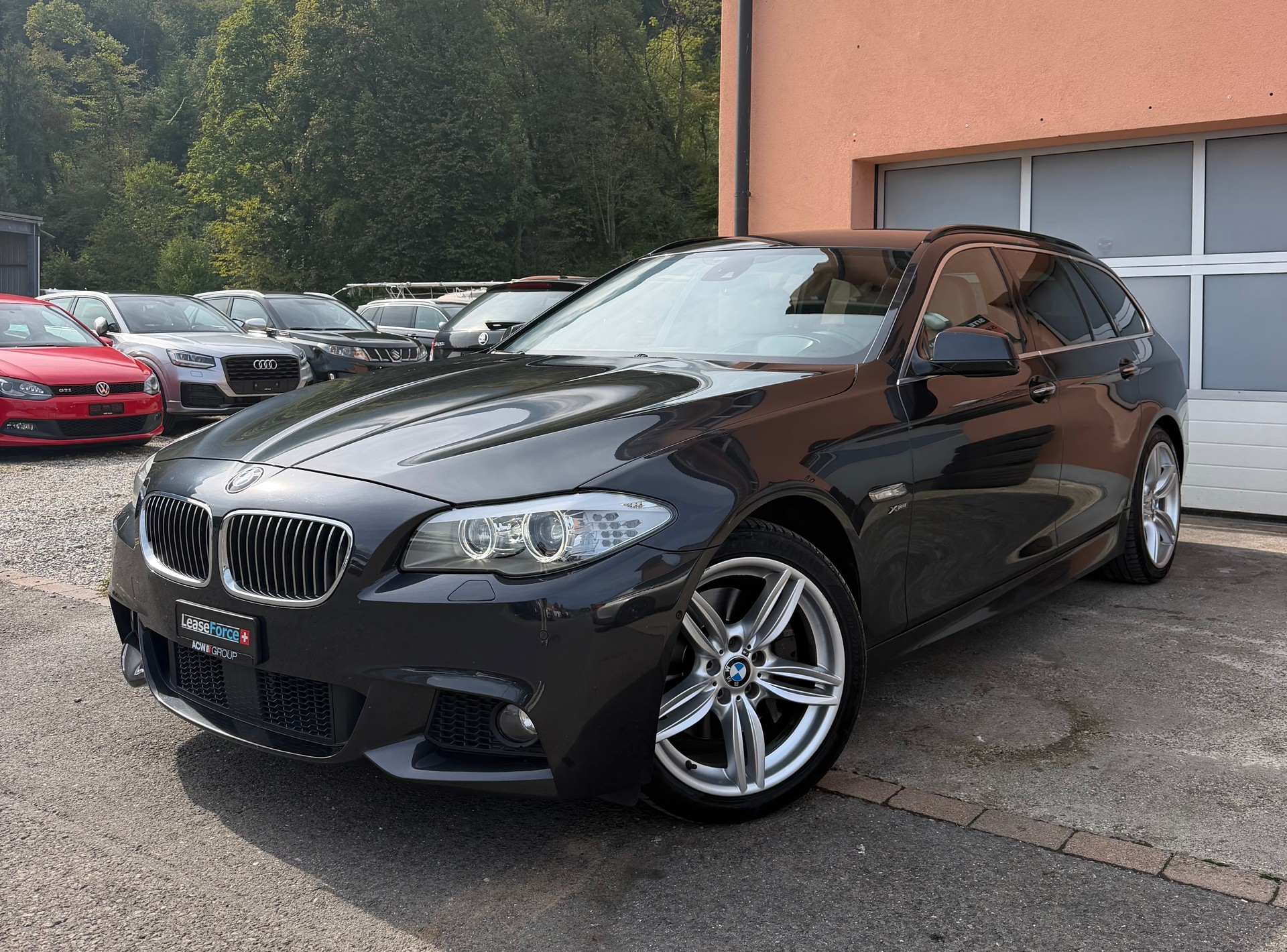 BMW 535d xDrive Pack-M Touring Steptronic-image-1