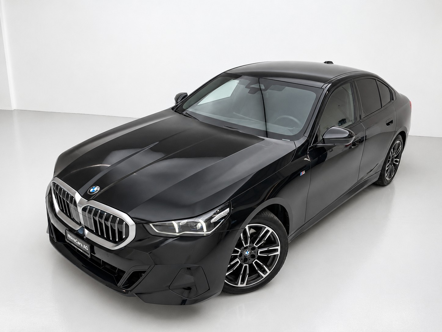 BMW 520d 48V M Sport Pro Steptronic-image-1