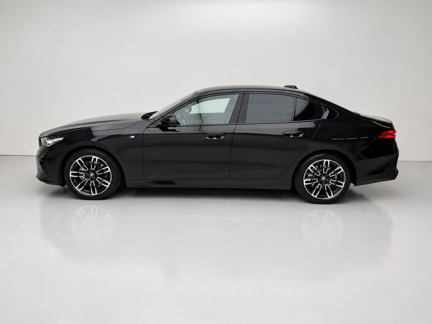 BMW 520d 48V M Sport Pro Steptronic-image-3