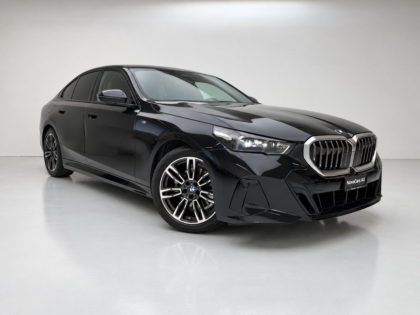 BMW 520d 48V M Sport Pro Steptronic-image-11