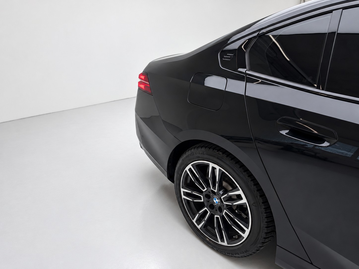 BMW 520d 48V M Sport Pro Steptronic-image-31