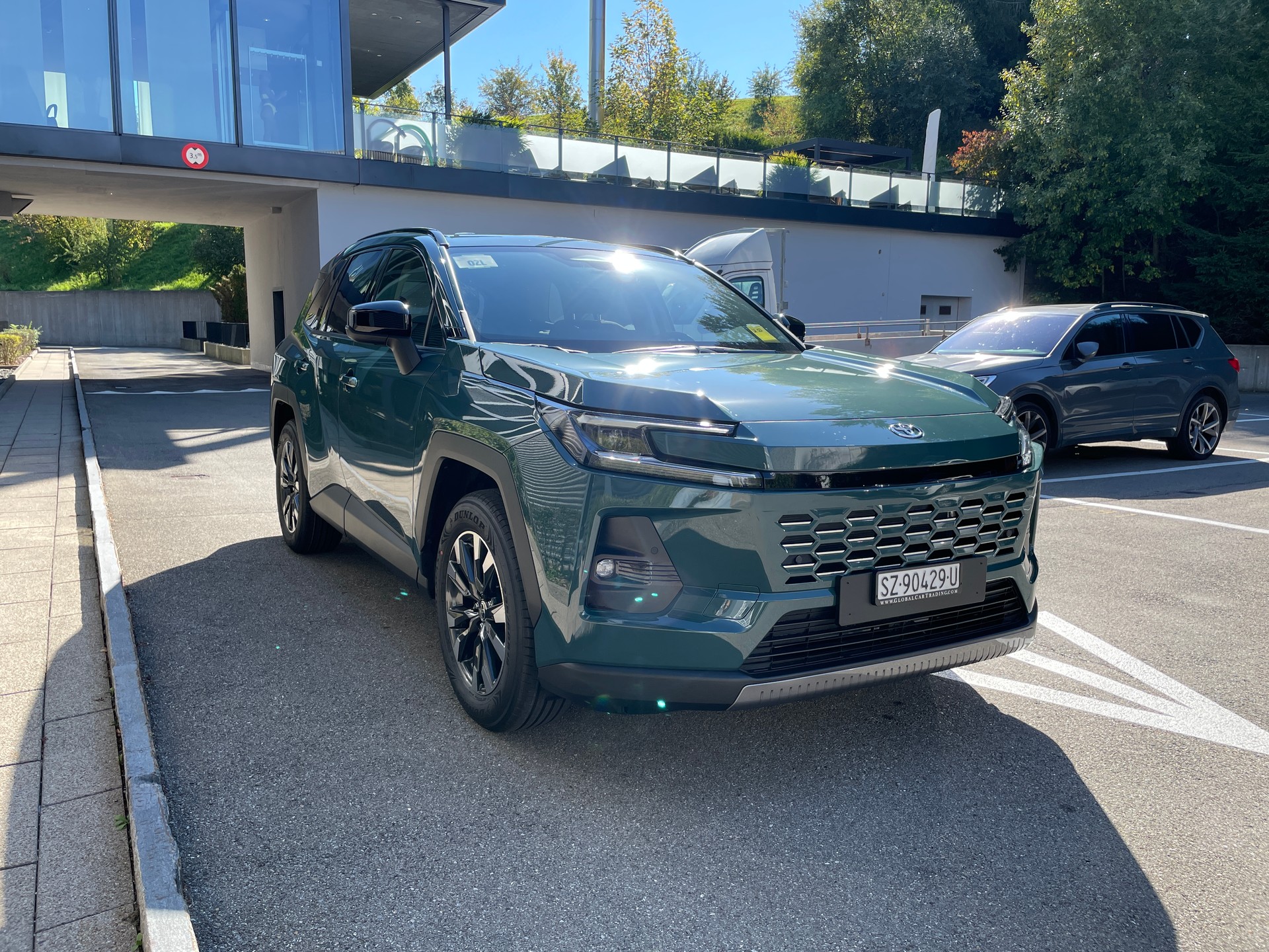 TOYOTA RAV-4 2.5 HSD Trend e-CVT AWD, MODELL 2027 mit AHK-image-7