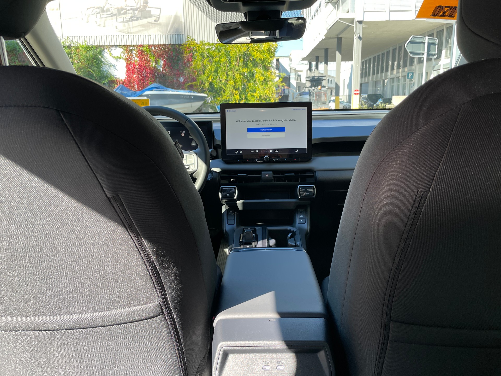 TOYOTA RAV-4 2.5 HSD Trend e-CVT AWD, MODELL 2027 mit AHK-image-18