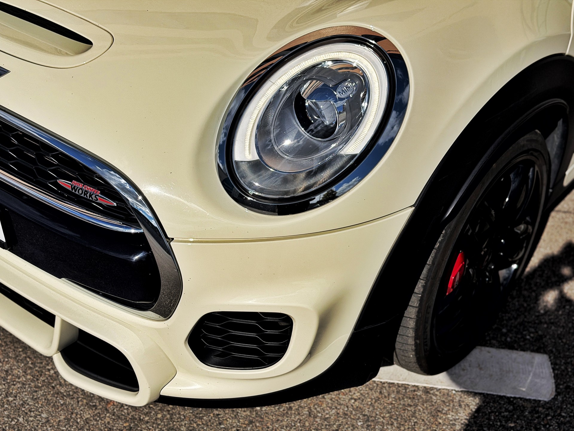 MINI Cooper John Cooper Works-image-7