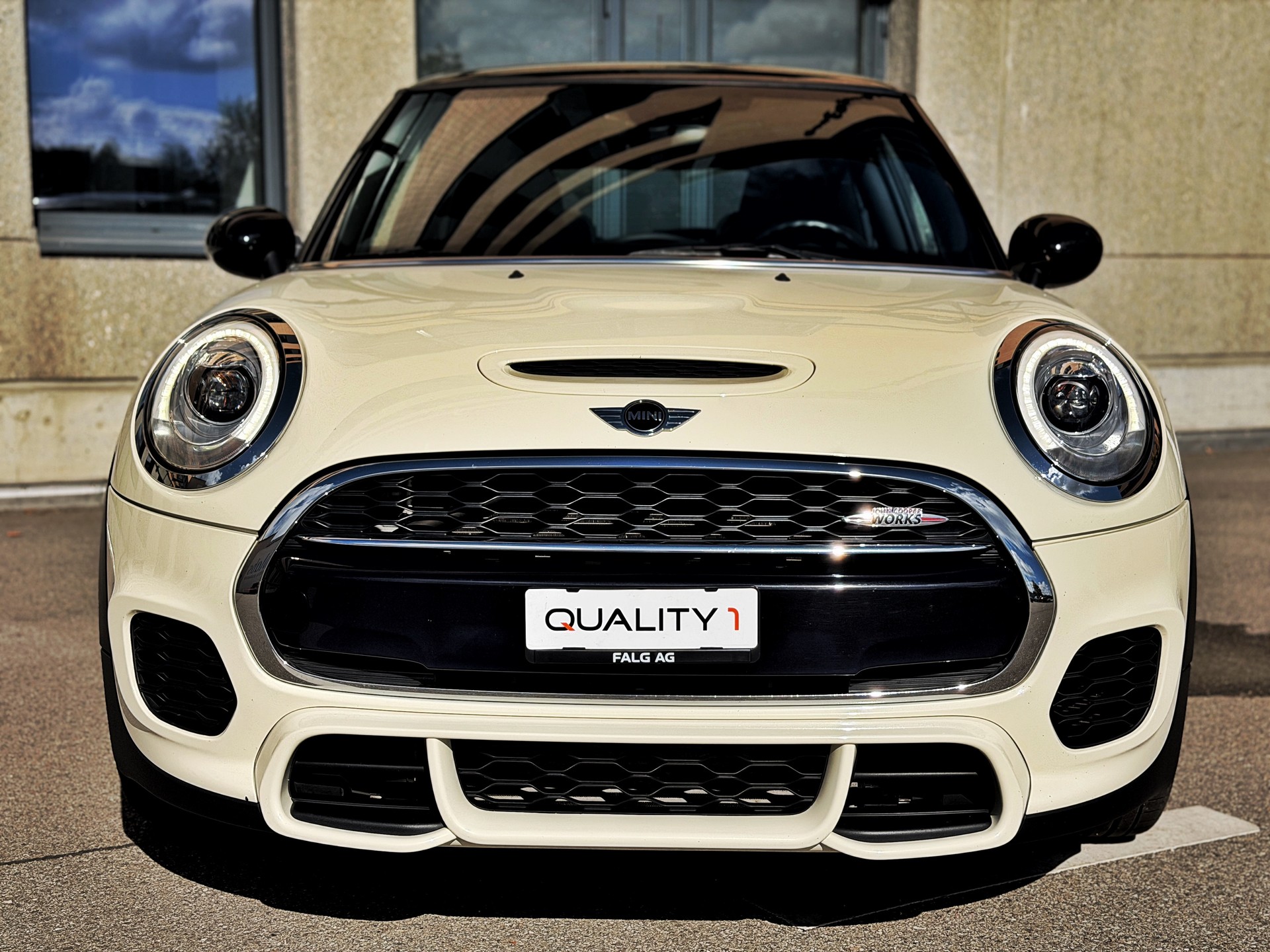 MINI Cooper John Cooper Works-image-6