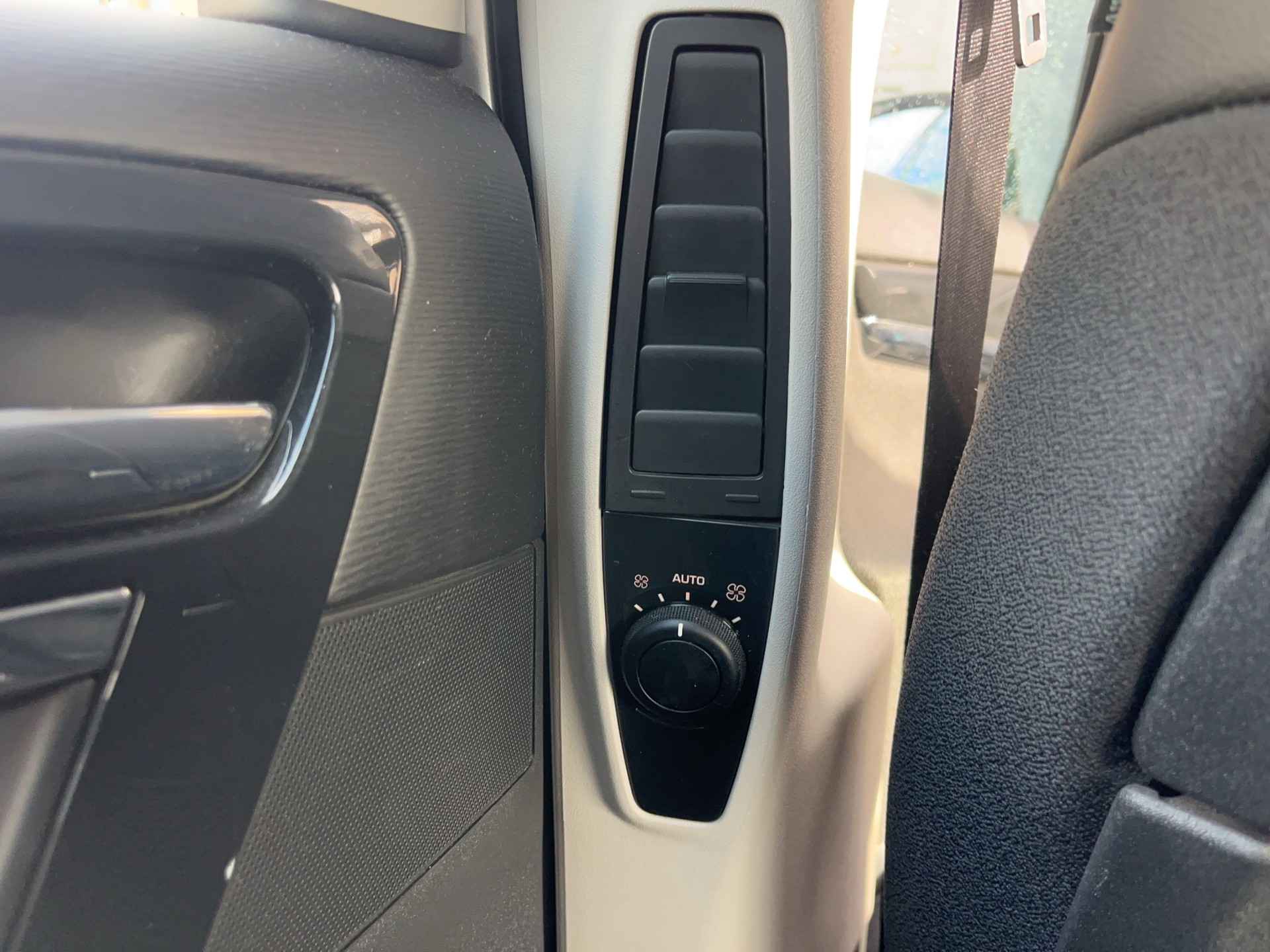CITROEN C4 Picasso 2.0 HDI Exclusive Automatic-image-10