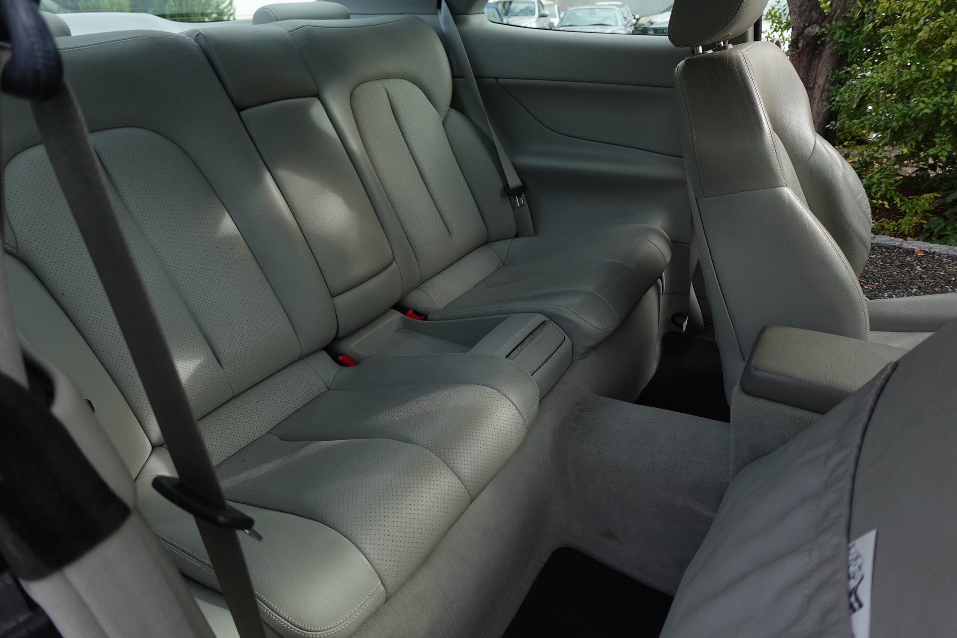 MERCEDES-BENZ CLK 200 Sport-image-15