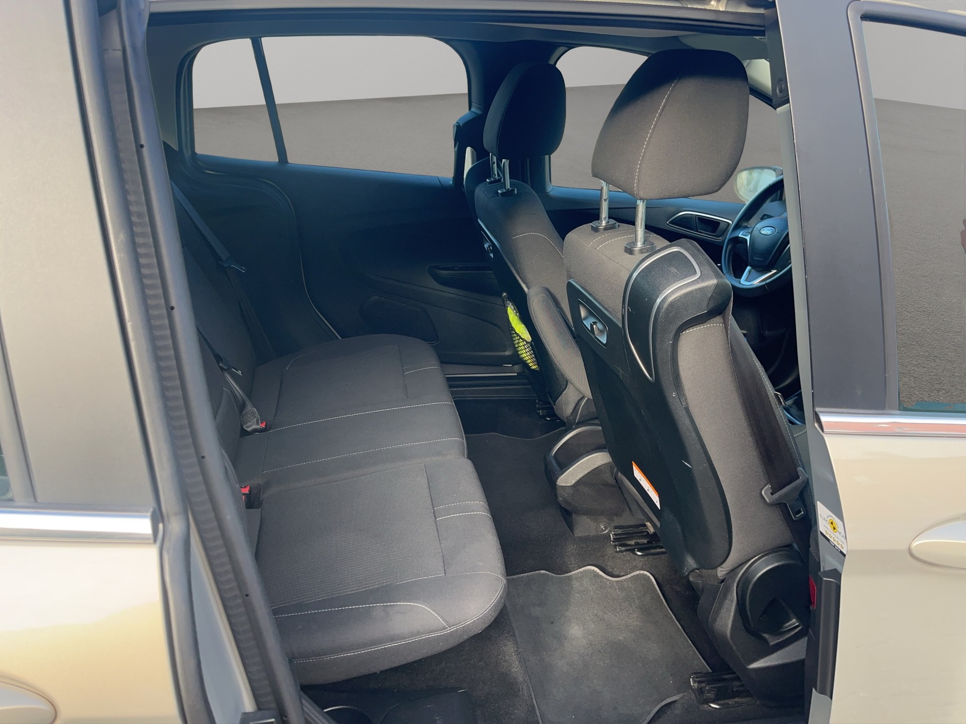 FORD B-Max 1.0 SCTi Titanium-image-14