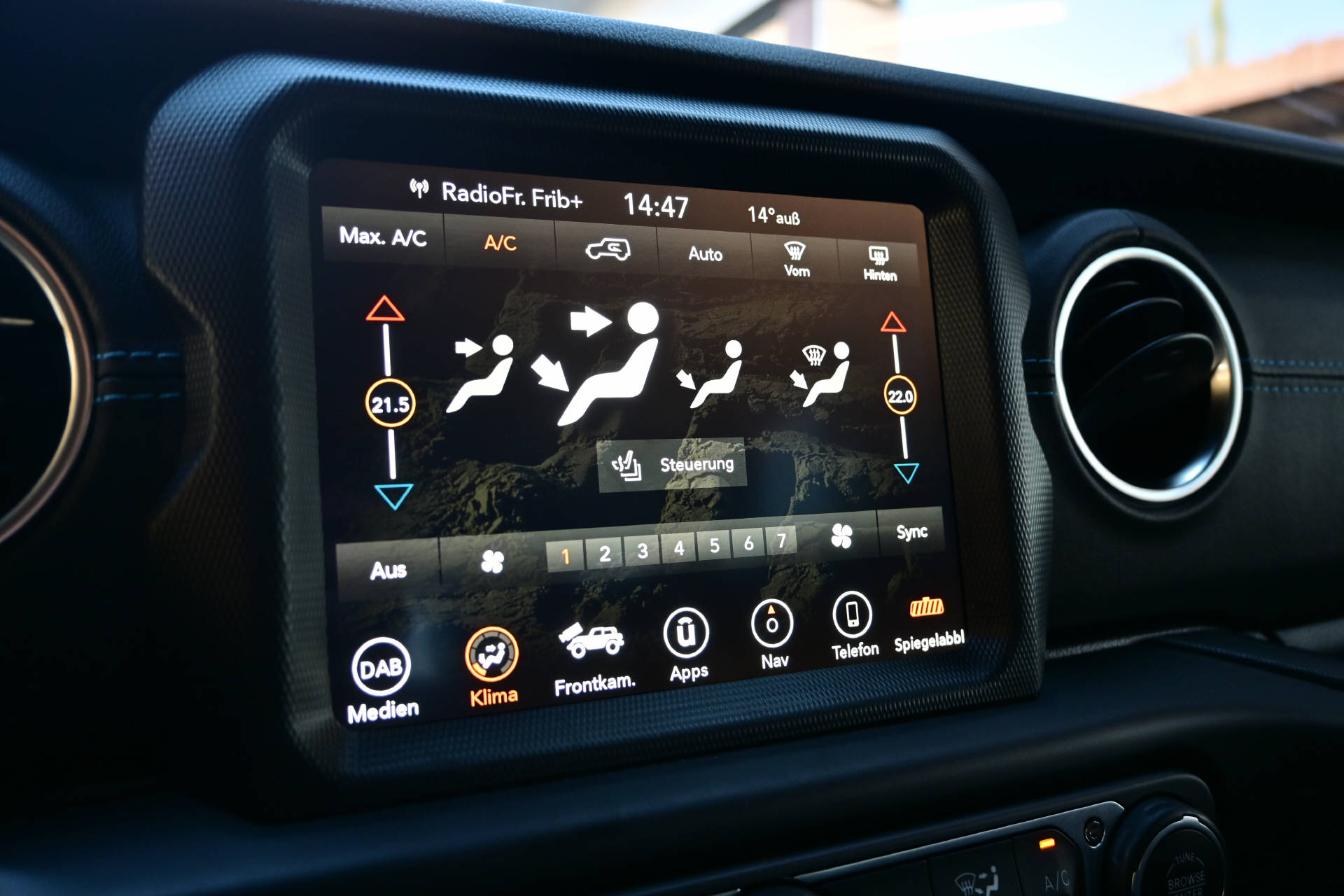 JEEP Wrangler 2.0 Turbo Rubicon Unlimited 4xe-image-25