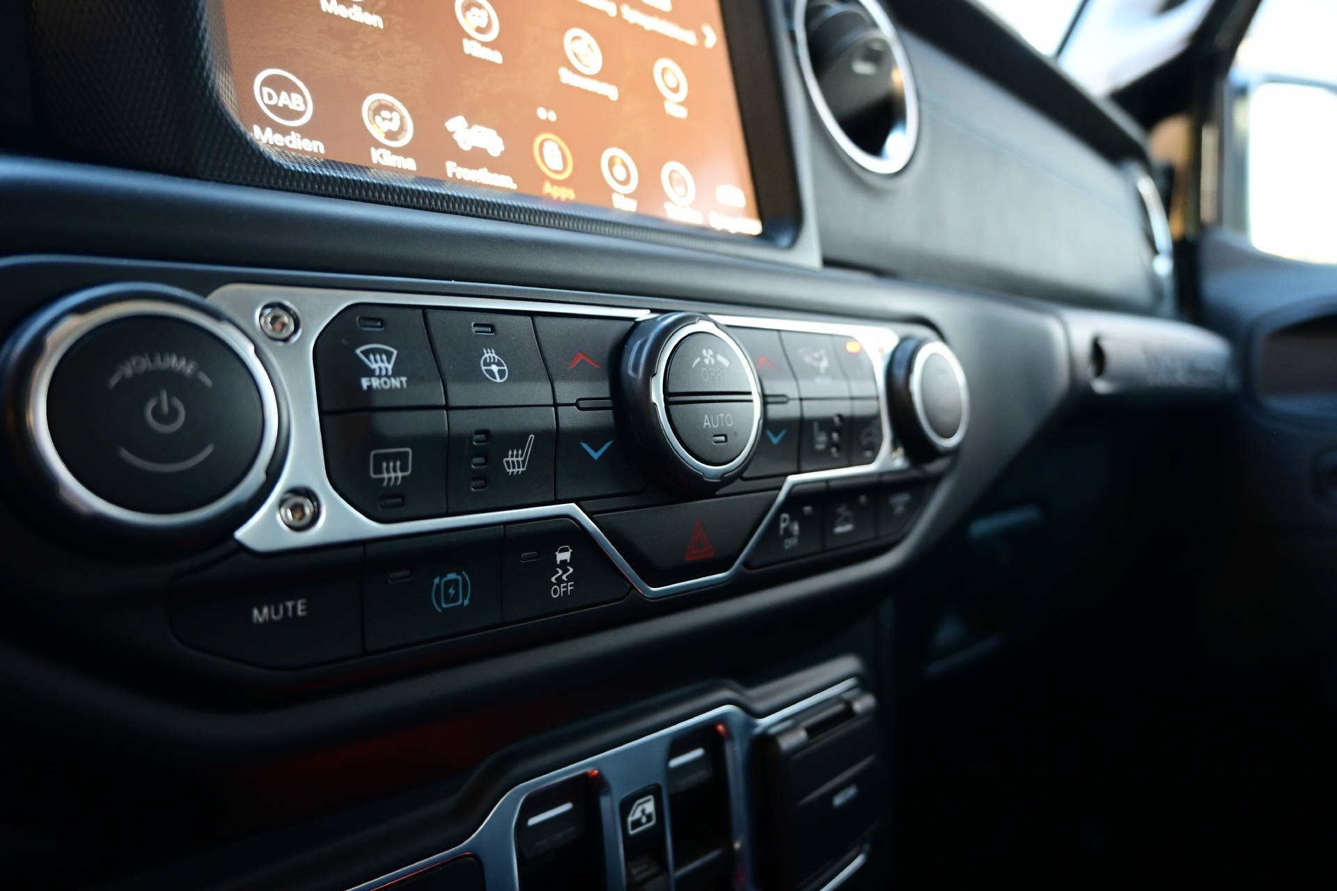 JEEP Wrangler 2.0 Turbo Rubicon Unlimited 4xe-image-16