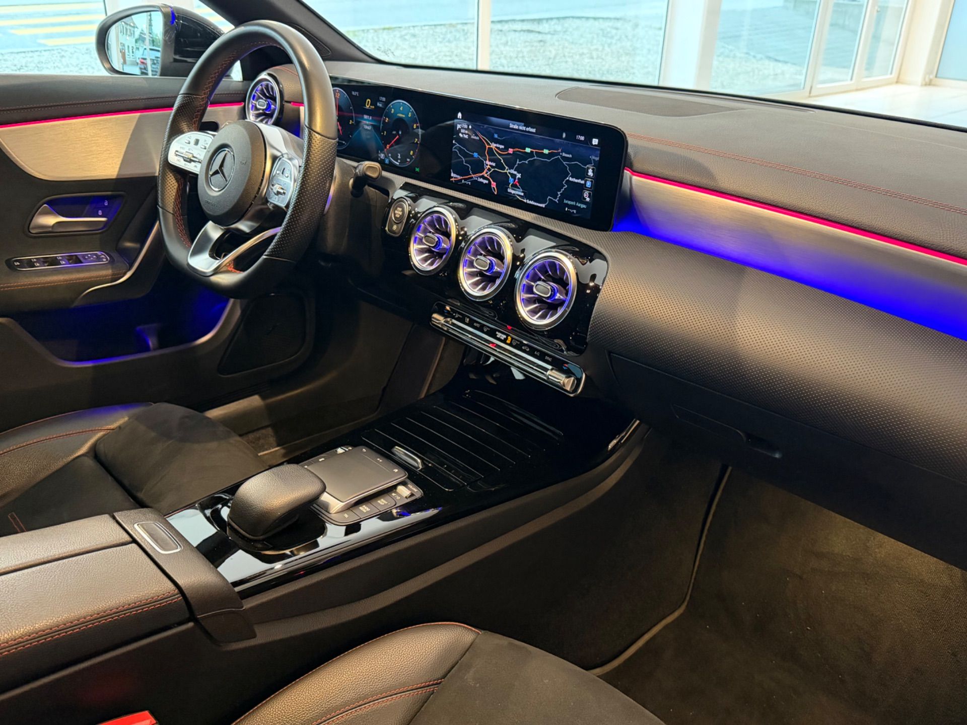 MERCEDES-BENZ CLA 200 AMG Line 7G-DCT-image-20